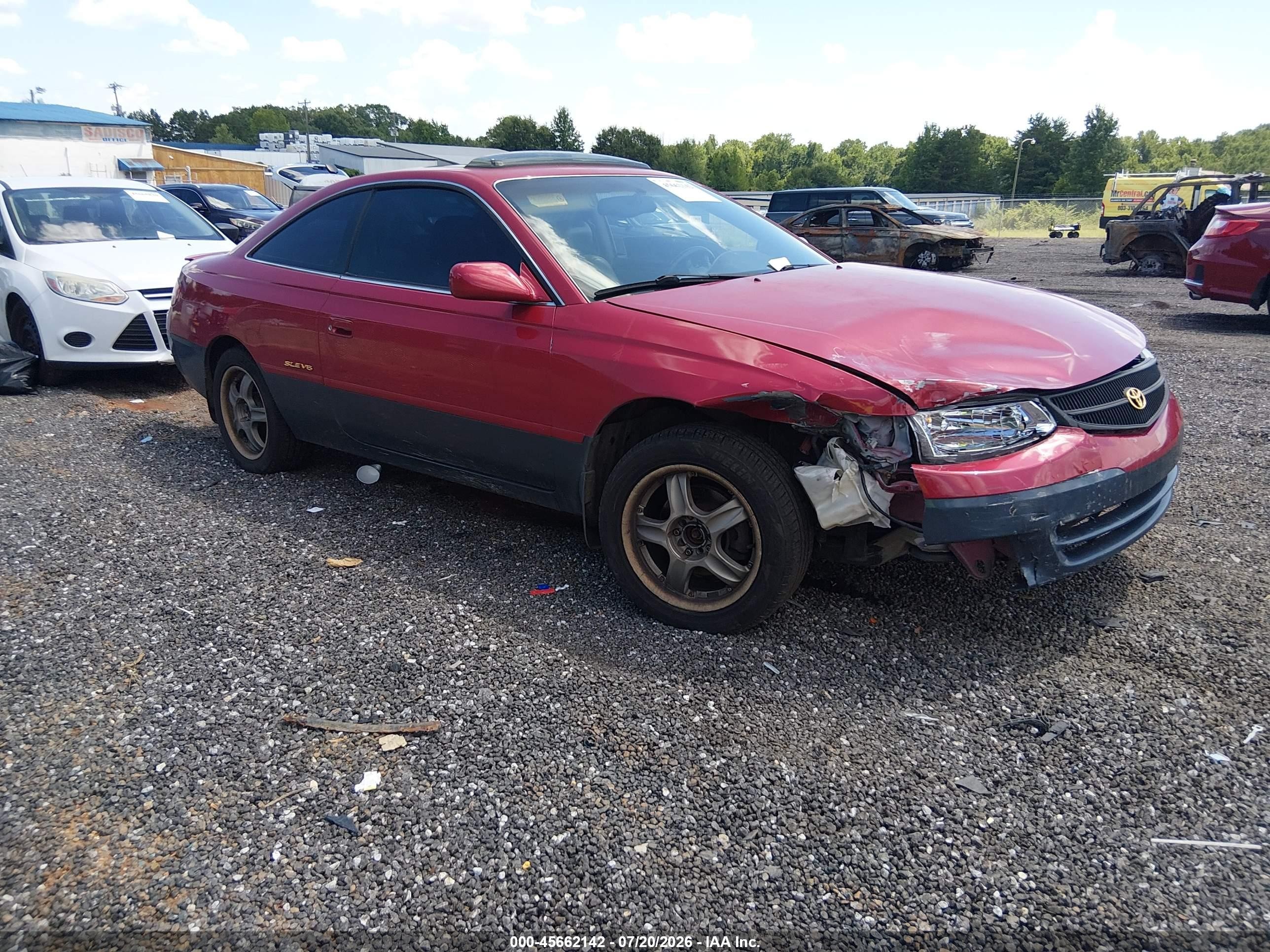 2001 Toyota Solara SLE, VIN 2T1CF22P41C479791 — Перед