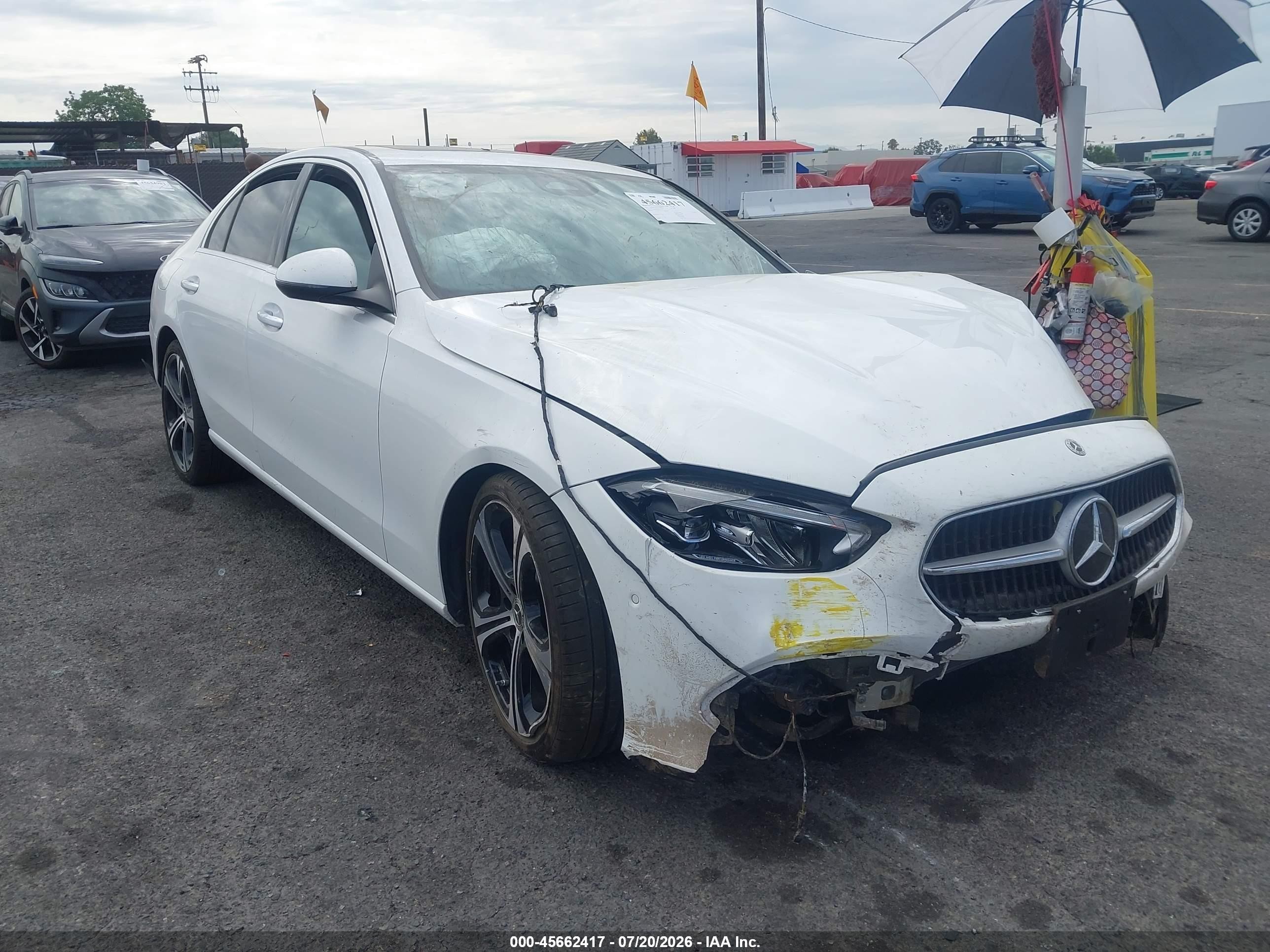2024 Mercedes-Benz C 300, VIN W1KAF4GB5RR176137 — Перед