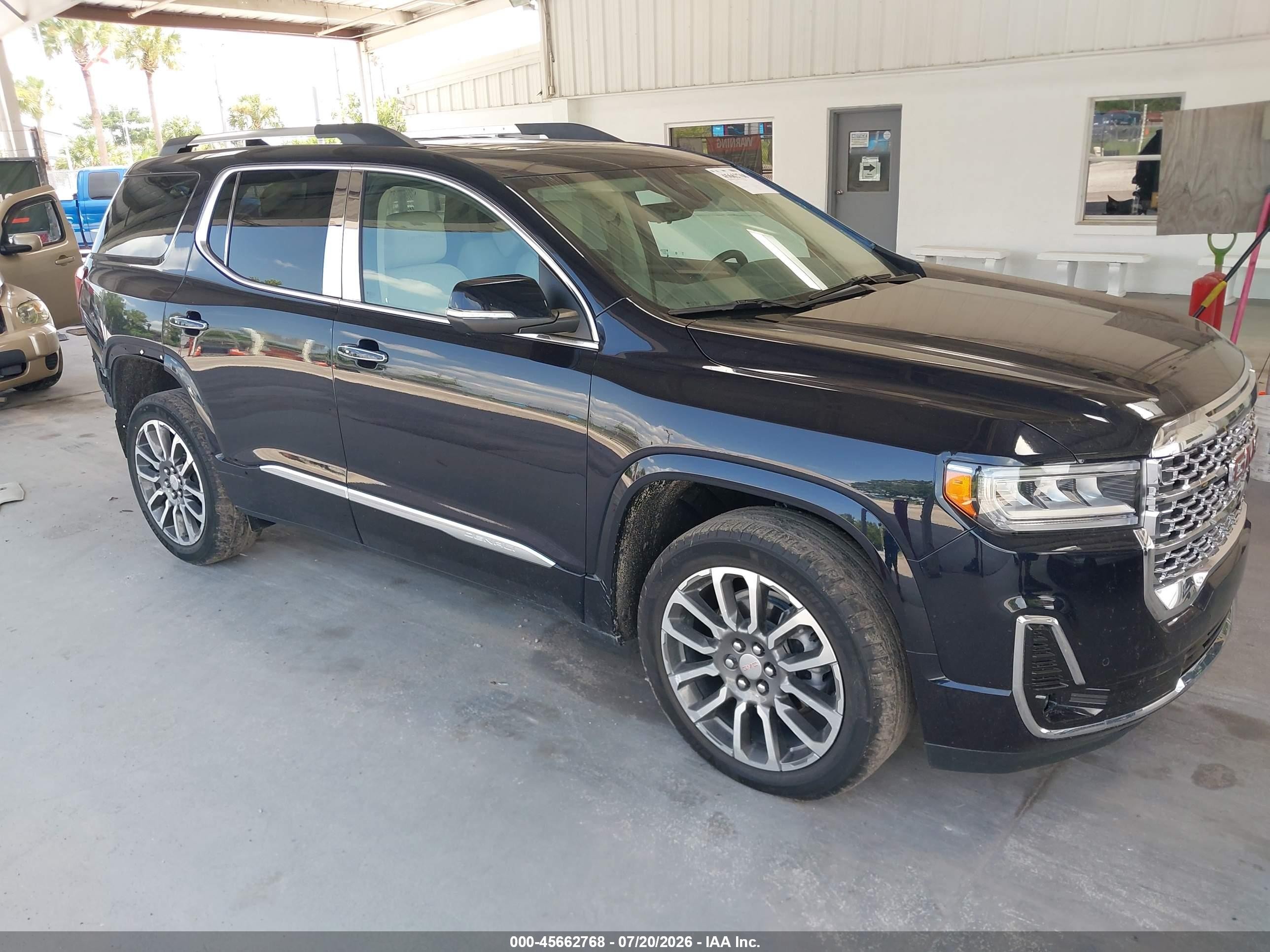 2022 GMC Acadia Denali, VIN 1GKKNPLS2NZ134127 — Rear end