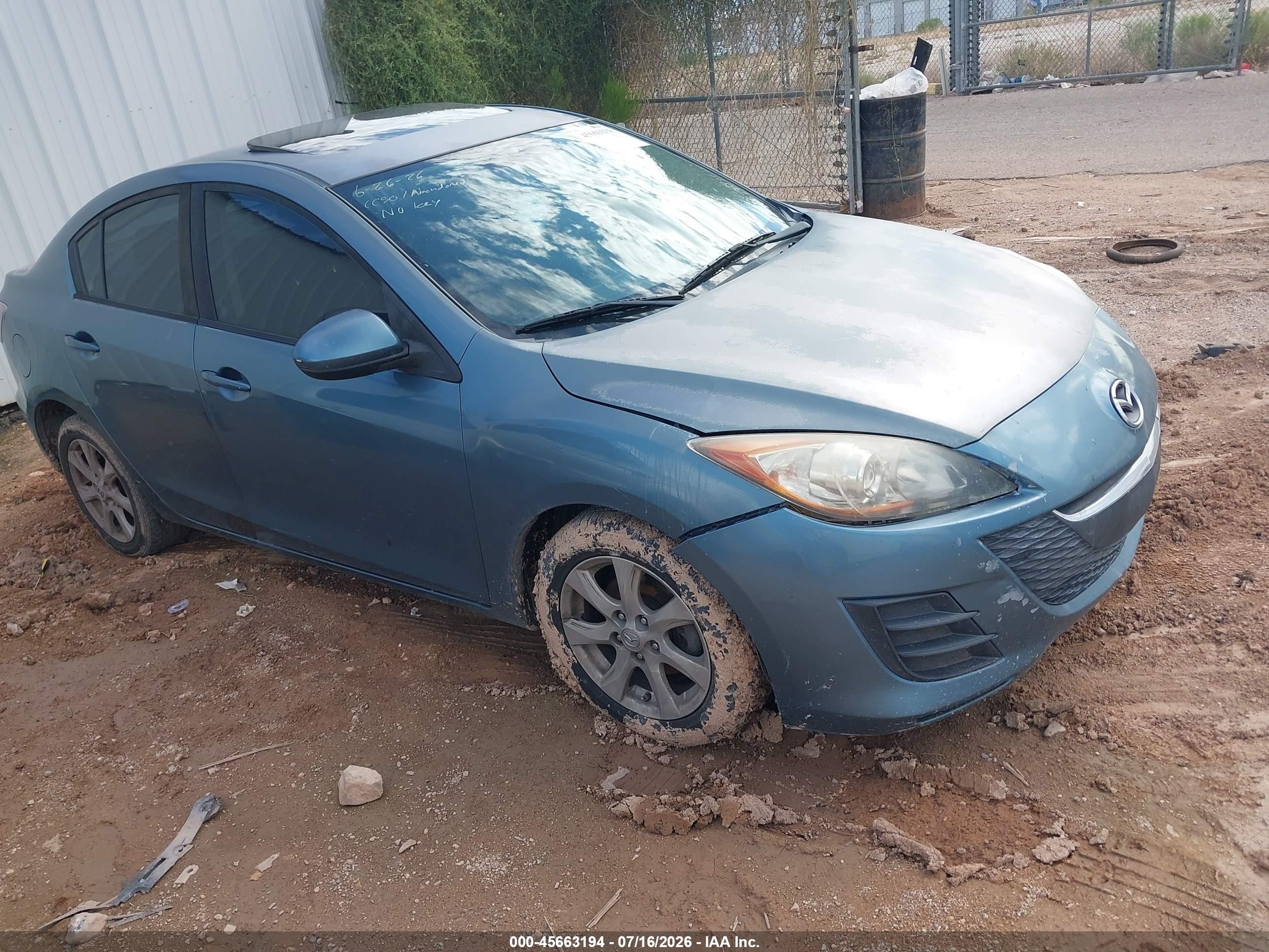 2010 Mazda 3 i Touring, VIN JM1BL1SFXA1136784 — Normal wear