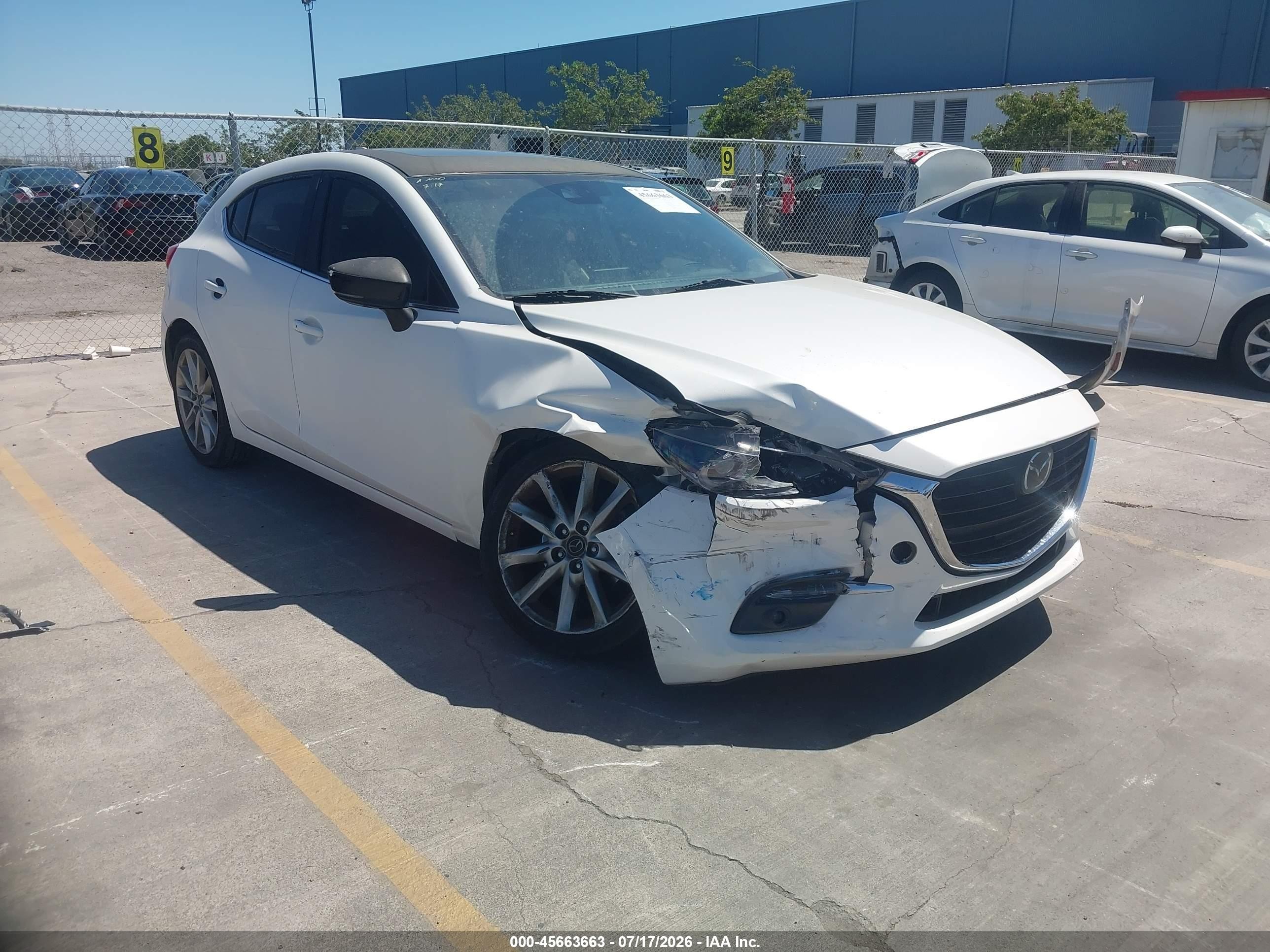 2017 Mazda 3 Grand Touring, VIN JM1BN1M30H1134176 — Front end