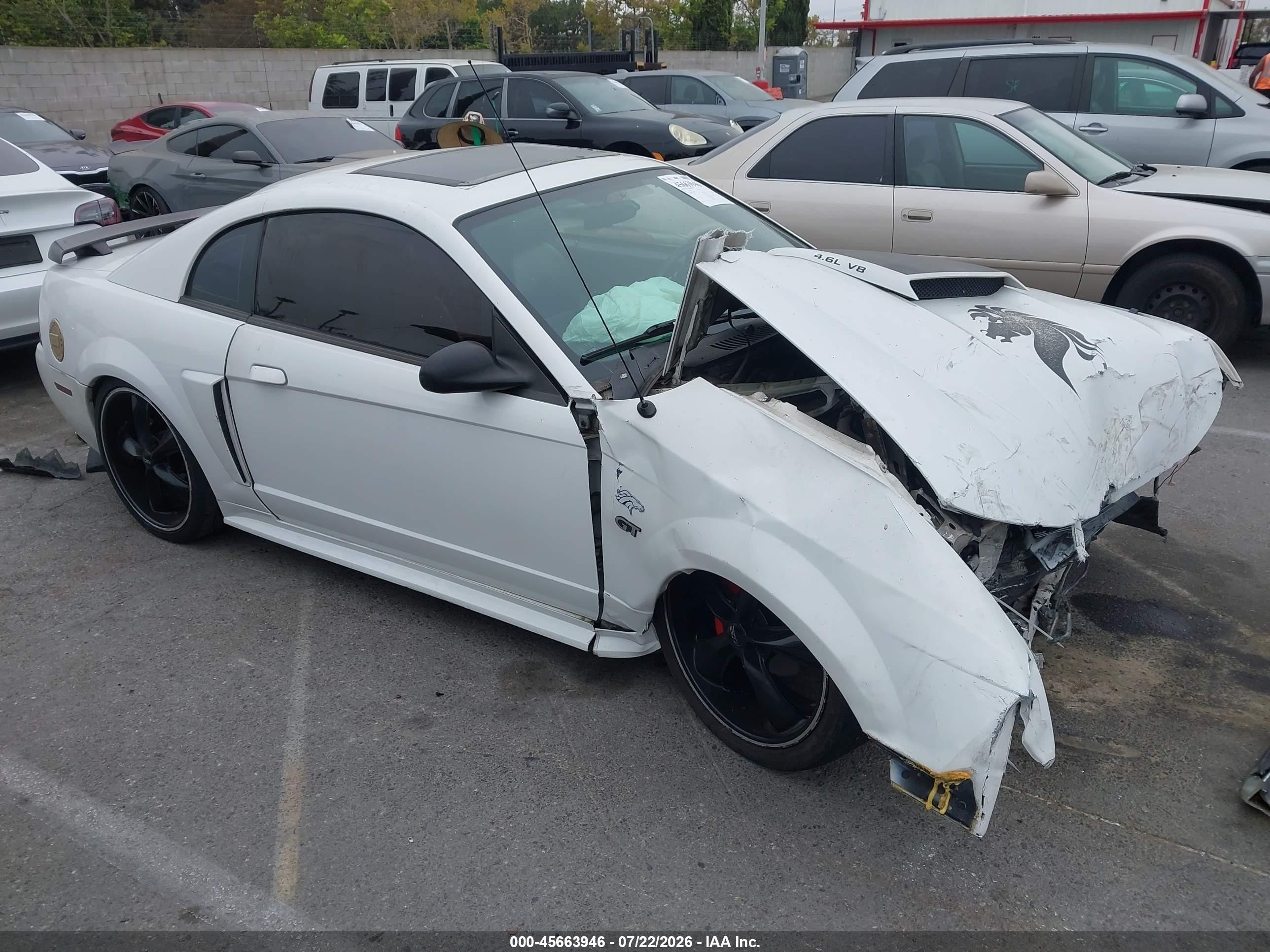 2003 Ford Mustang GT Deluxe, VIN 1FAFP42X23F347795 — Front end