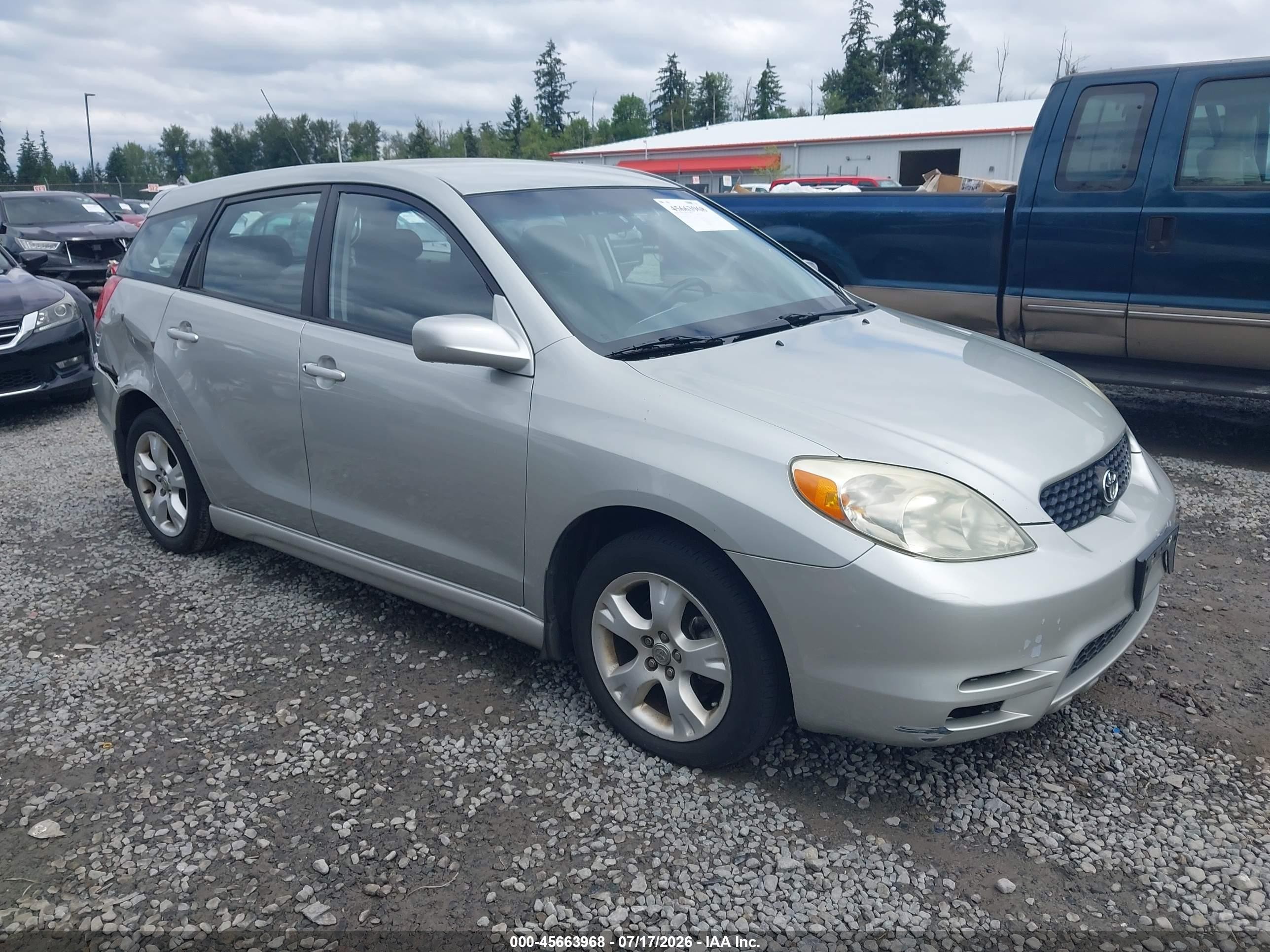 2003 Toyota Matrix XR, VIN 2T1KR32E43C771239 — Rear end
