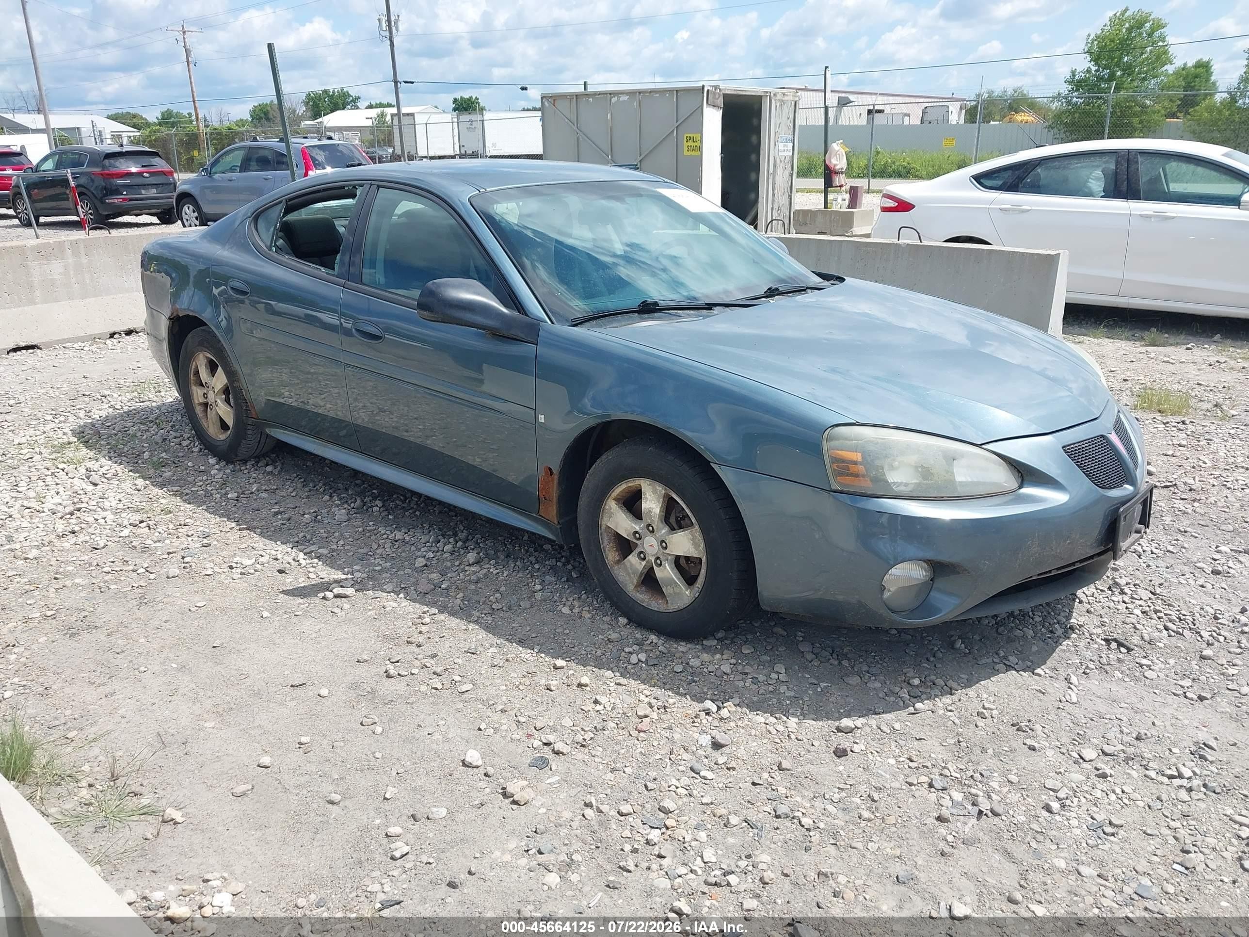 2007 Pontiac Grand Prix, VIN 2G2WP582371156125 — Град