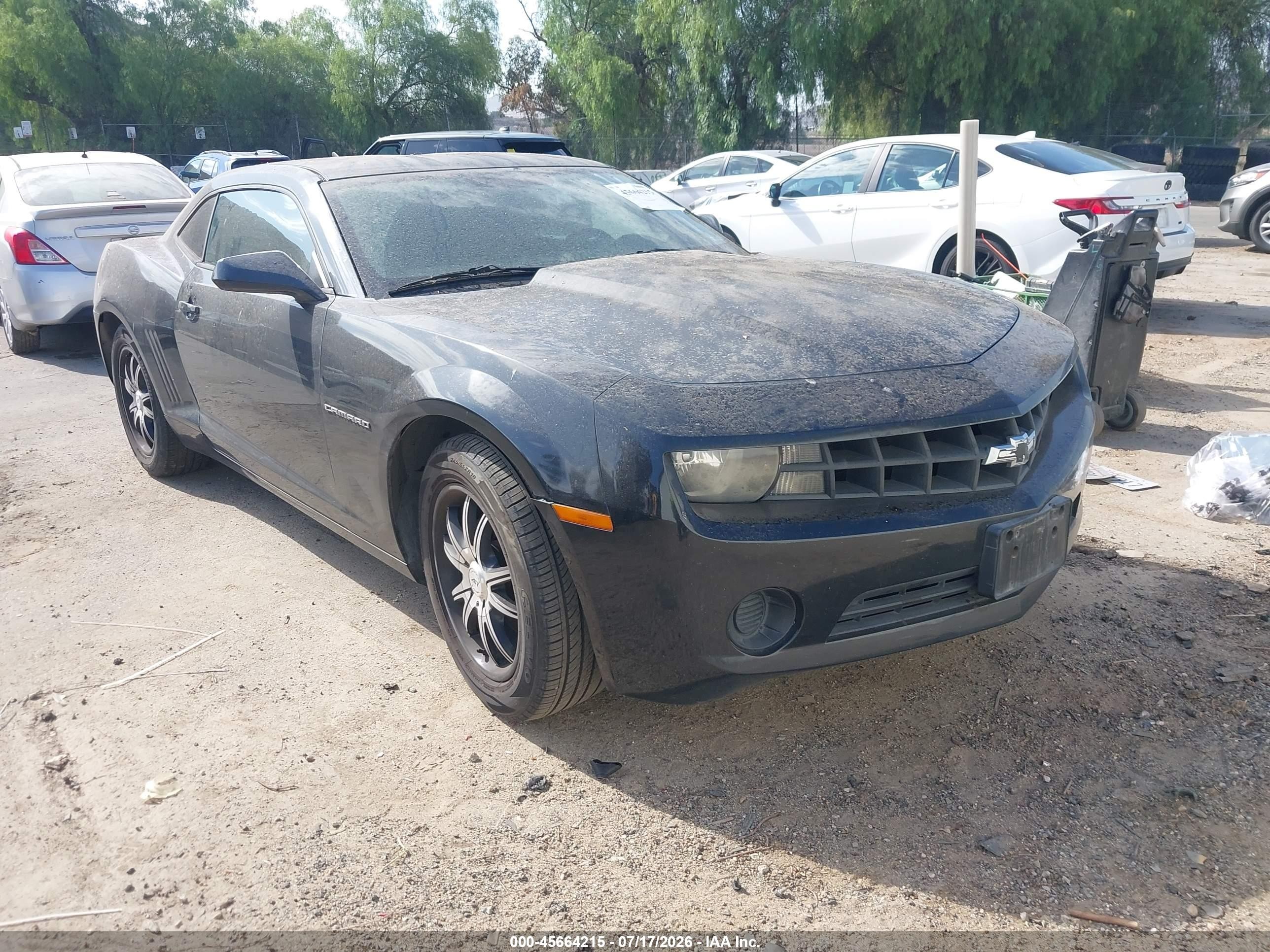 2013 Chevrolet Camaro LS, VIN 2G1FA1E38D9122092 — Normal wear