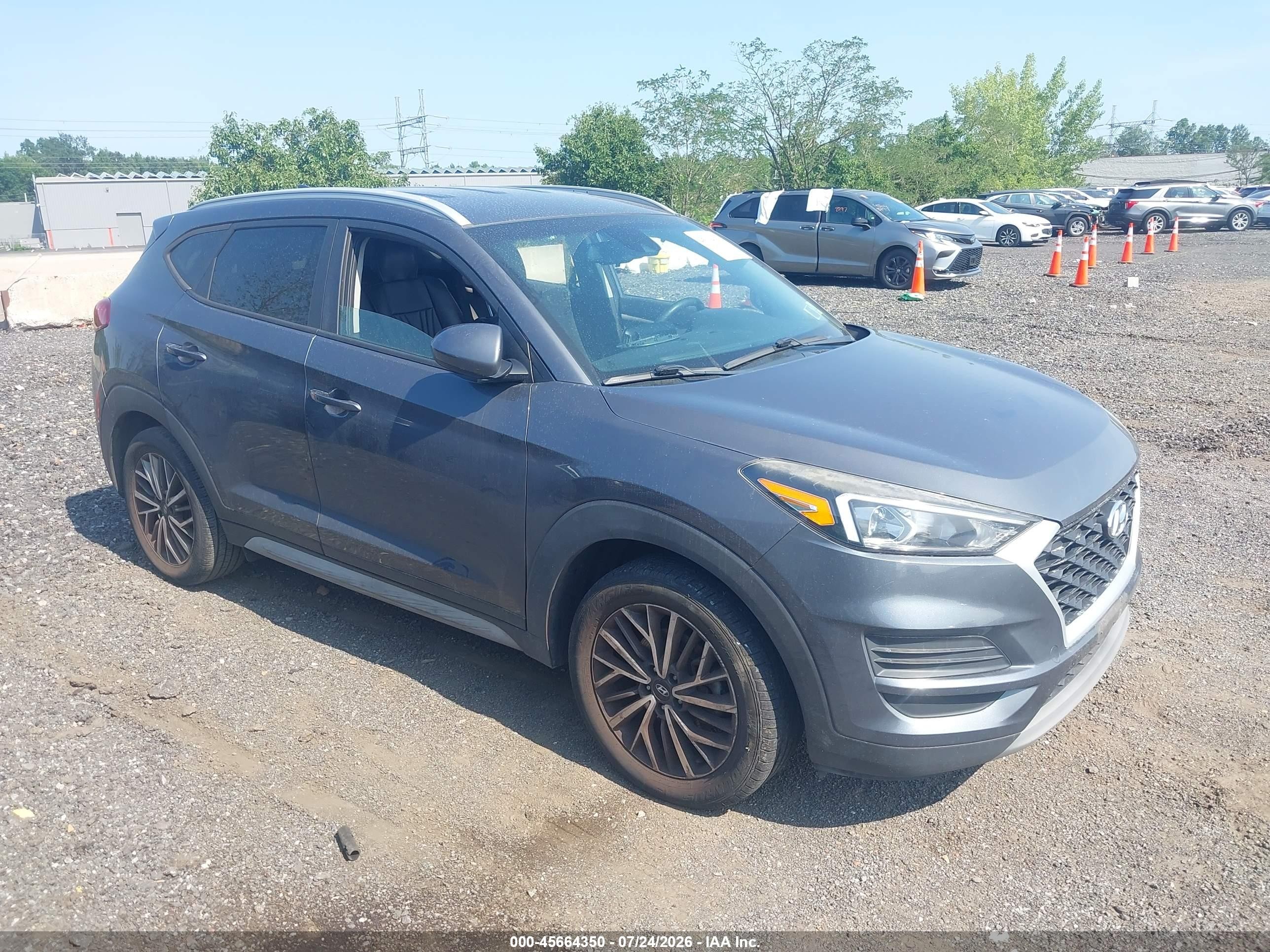 2019 Hyundai Tucson SEL, VIN KM8J3CAL1KU061791 — Side