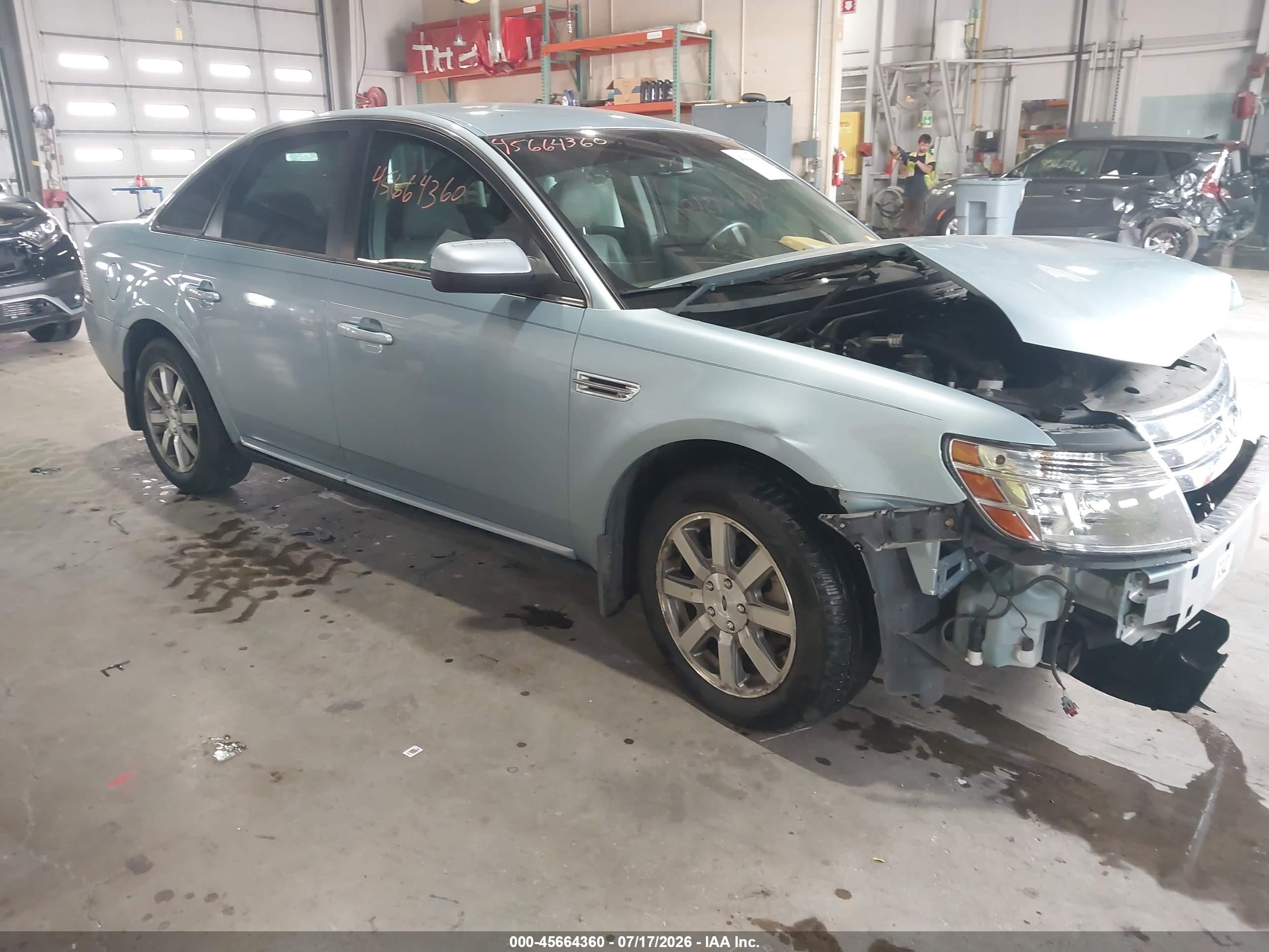 2008 Ford Taurus SEL, VIN 1FAHP24W58G182439 — Перед