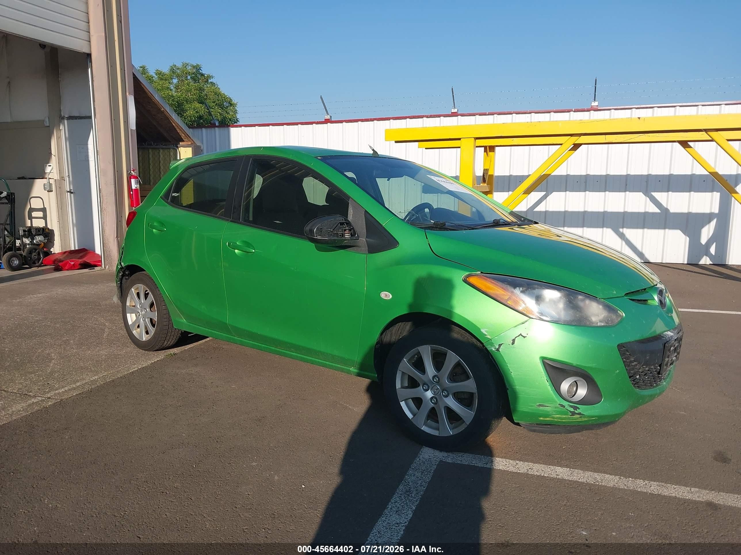 2011 Mazda 2 Touring, VIN JM1DE1HY1B0115325 — Normal wear