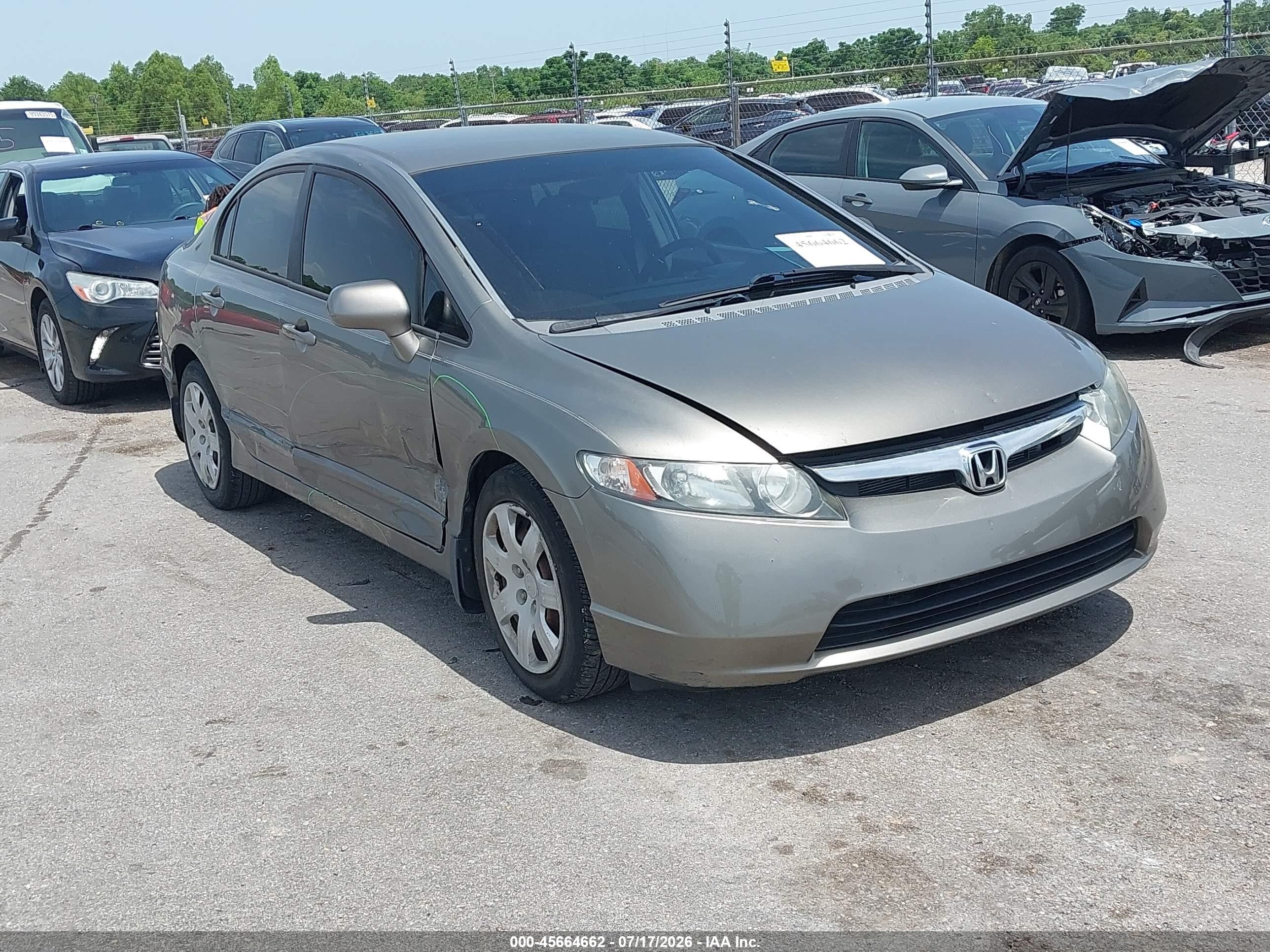 2007 Honda Civic LX, VIN 1HGFA15527L087136 — Side