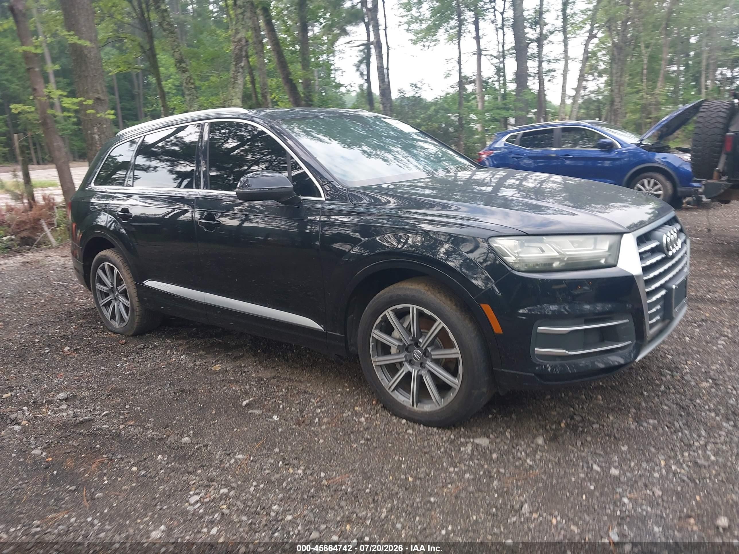 2017 Audi Q7 Premium Plus, VIN WA1LAAF70HD057334 — Not stated