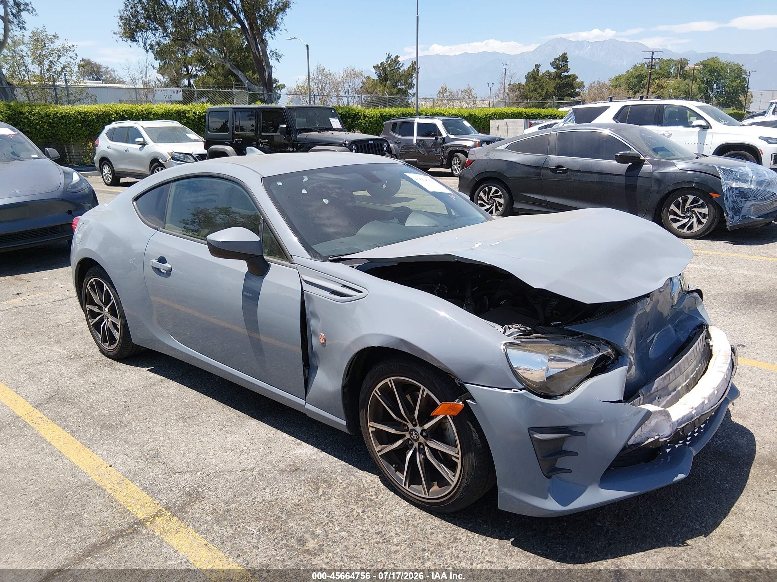 2018 Toyota 86, VIN JF1ZNAA12J8700763 — Front end