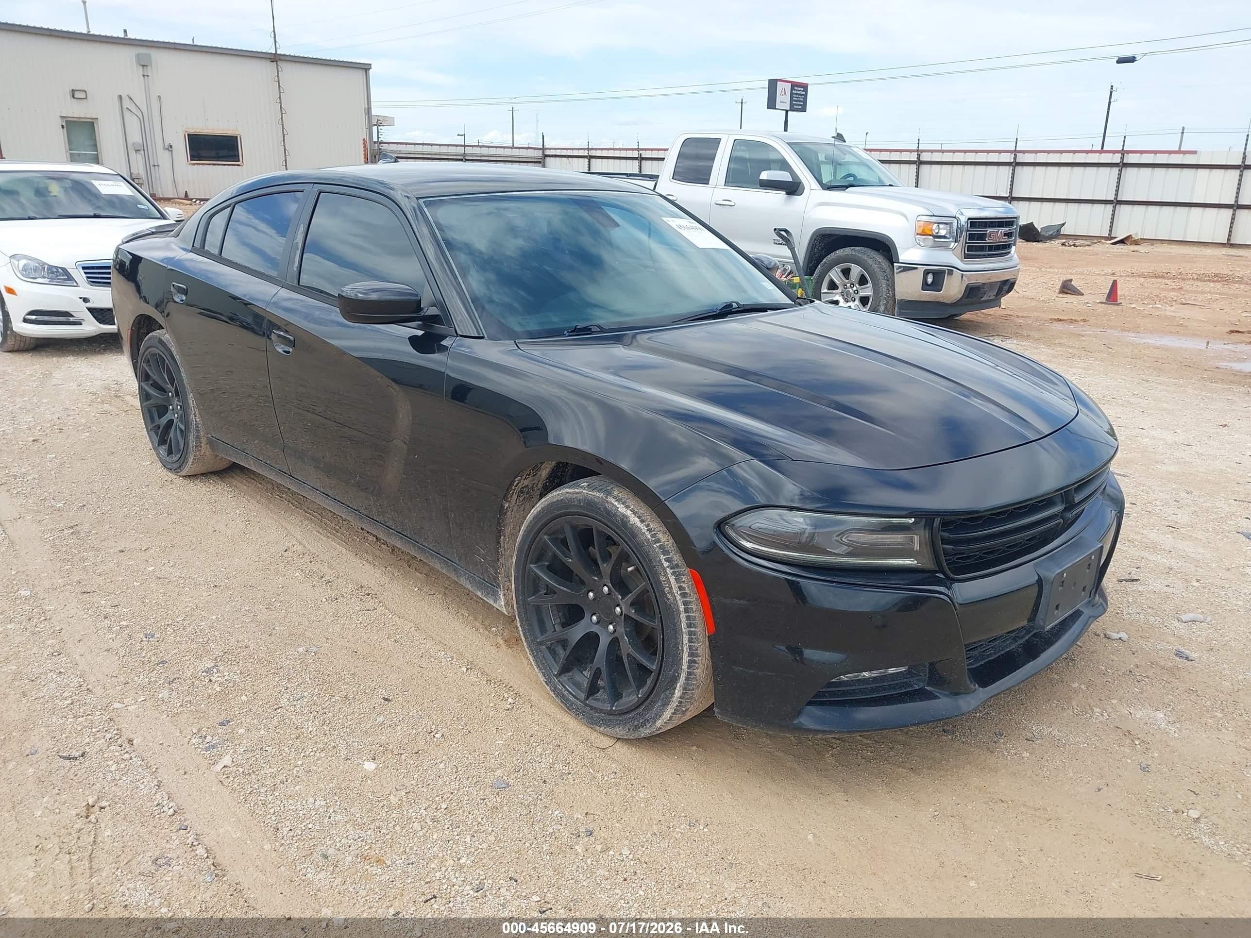 2015 Dodge Charger SXT, VIN 2C3CDXHG8FH726239 — Repossession