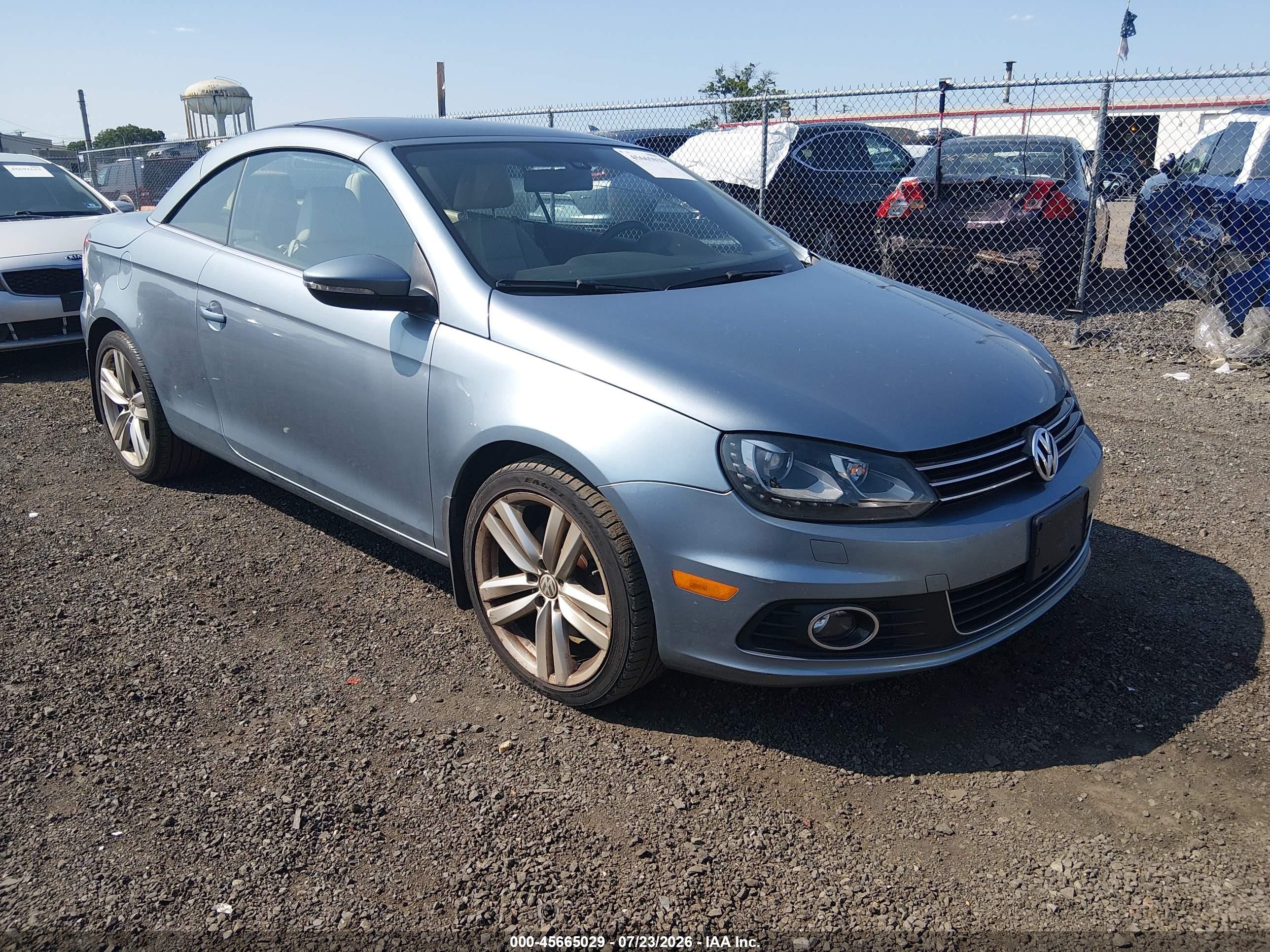 2015 Volkswagen Eos Executive, VIN WVWFW8AH6FV000768 — Normal wear