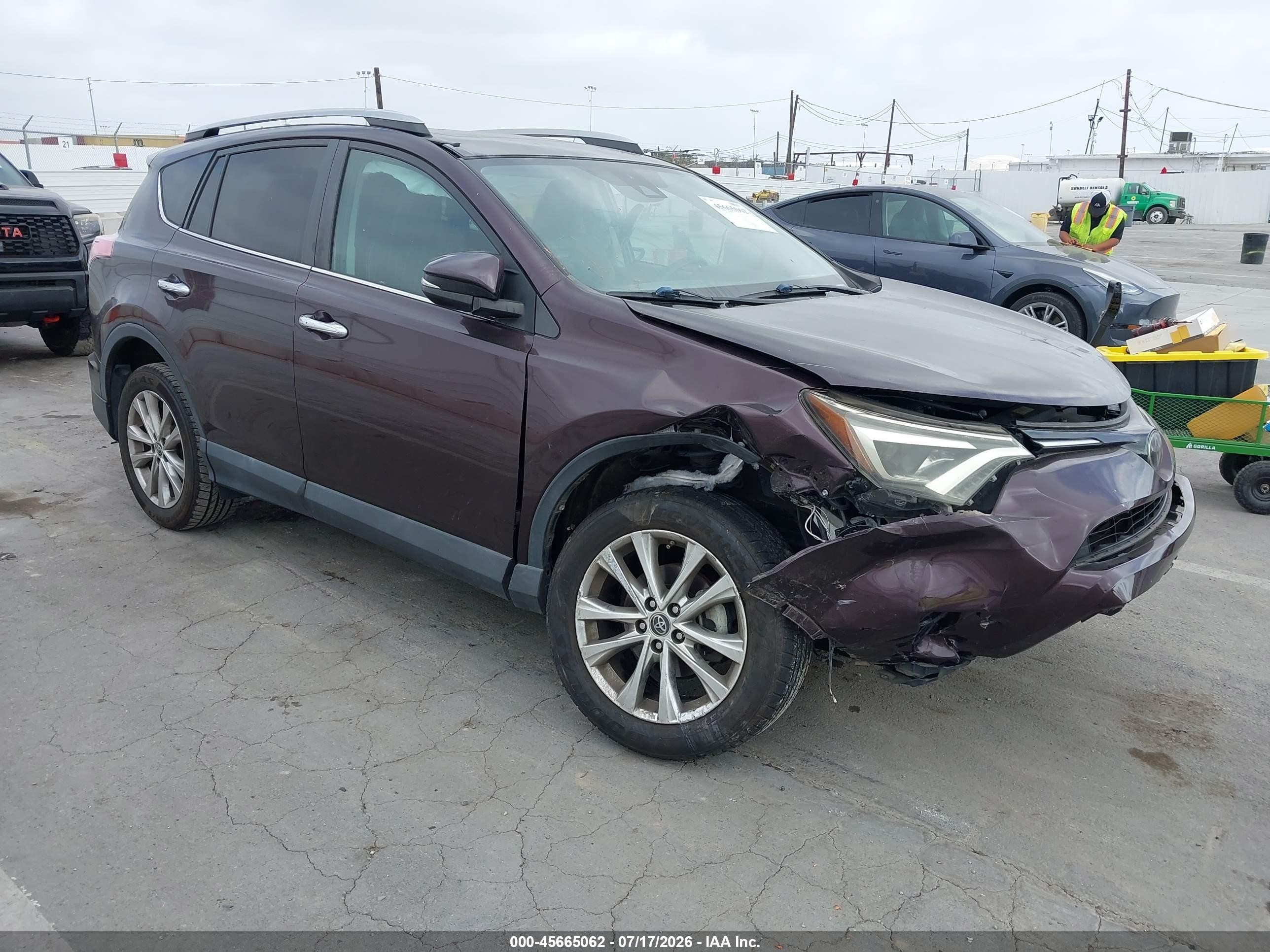 2018 Toyota RAV4 Limited, VIN 2T3YFREV1JW485725 — Front end