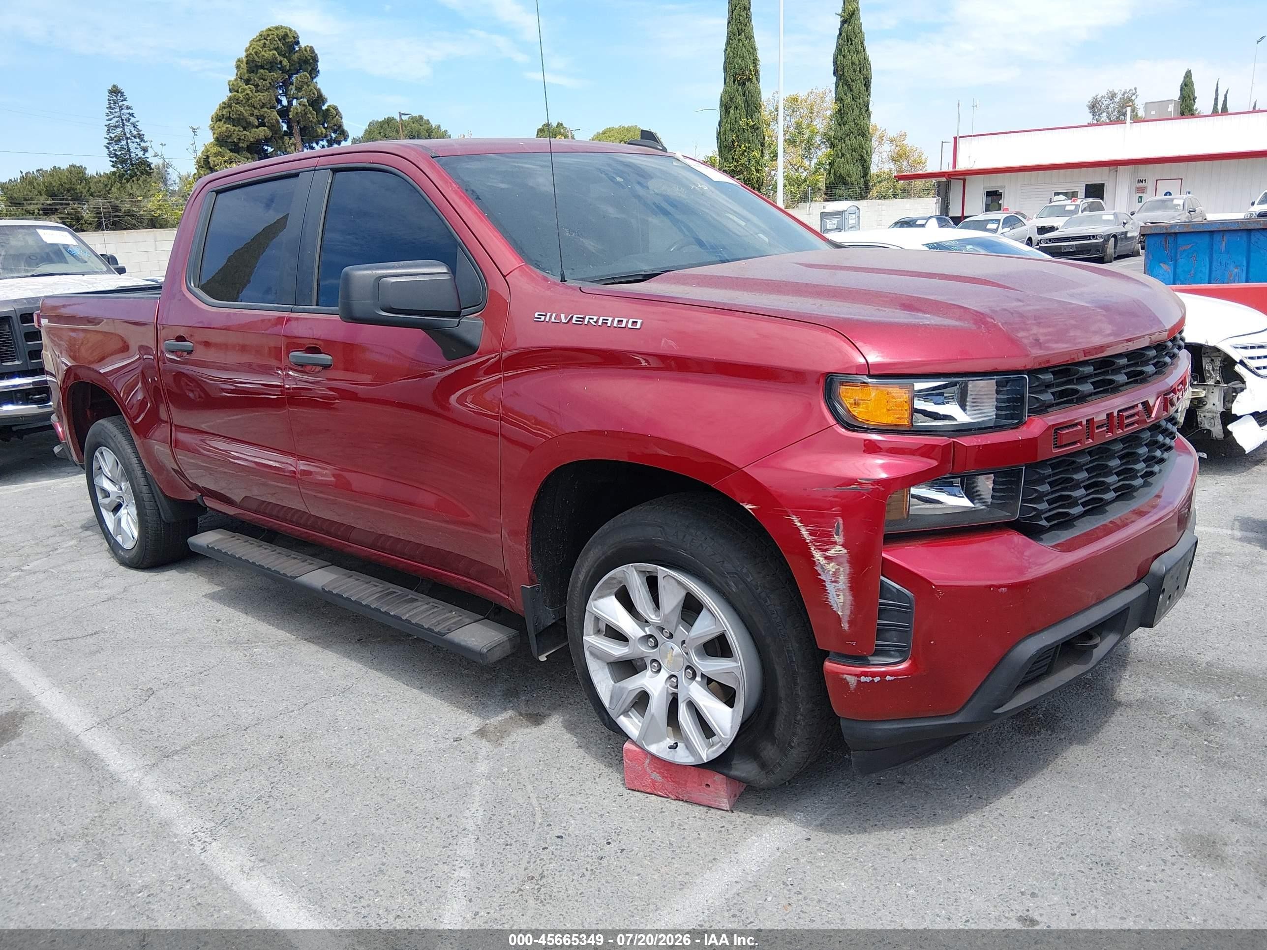 2021 Chevrolet Silverado 1500 Custom, VIN 3GCPWBEK3MG290836 — Side