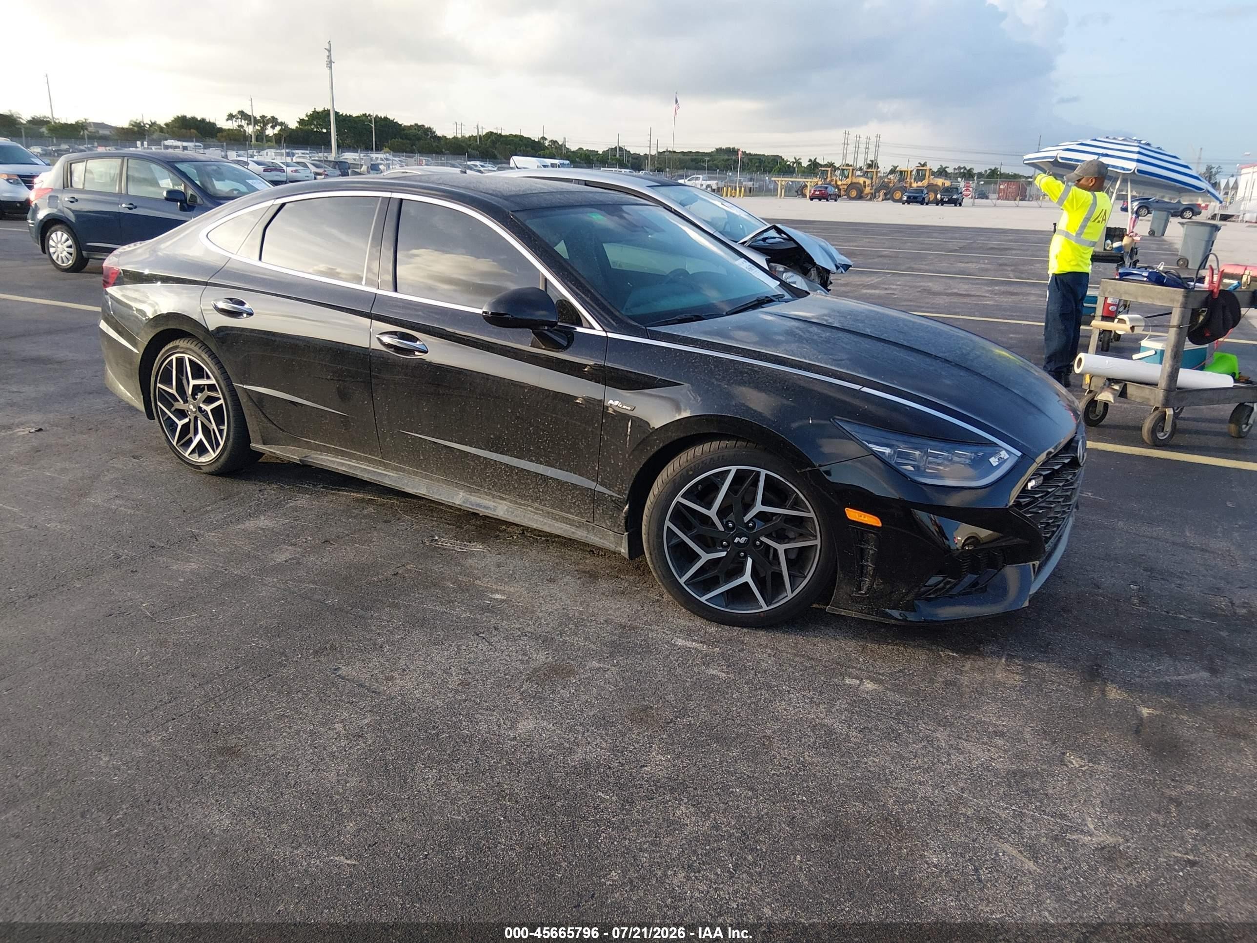 2023 Hyundai Sonata N Line, VIN KMHL14JC7PA300600 — Side