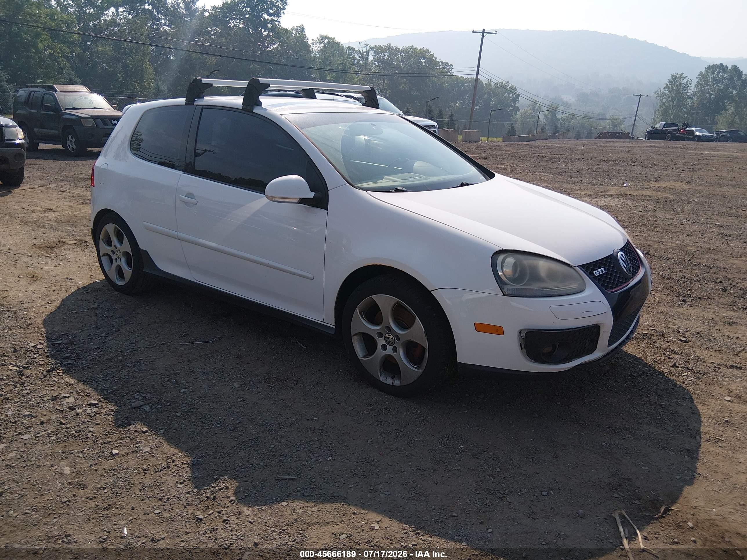 2009 Volkswagen Golf GTI, VIN WVWEV71K59W102937 — Normal wear