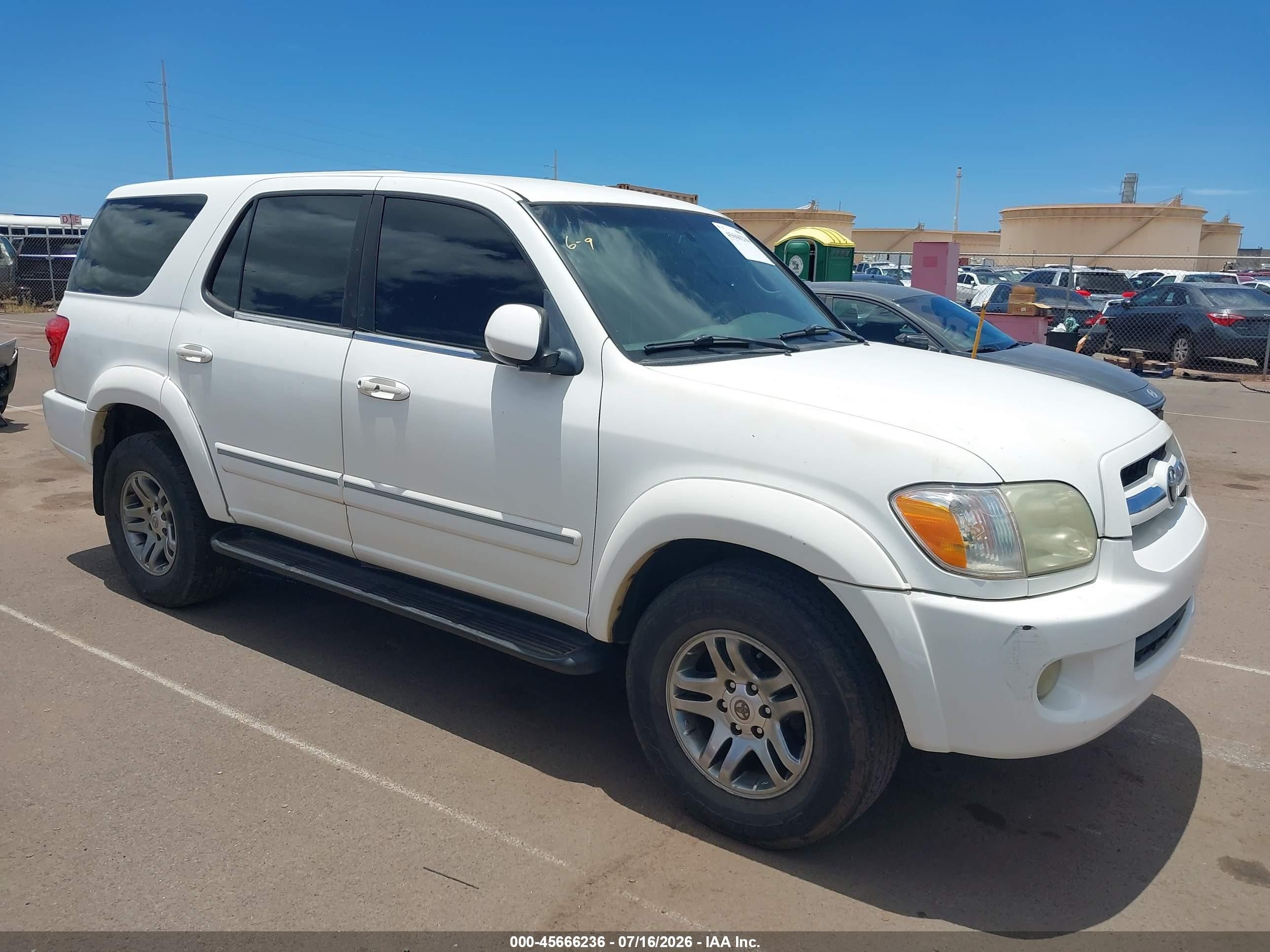 2005 Toyota Sequoia SR5, VIN 5TDZT34A25S250489 — Fresh water flood