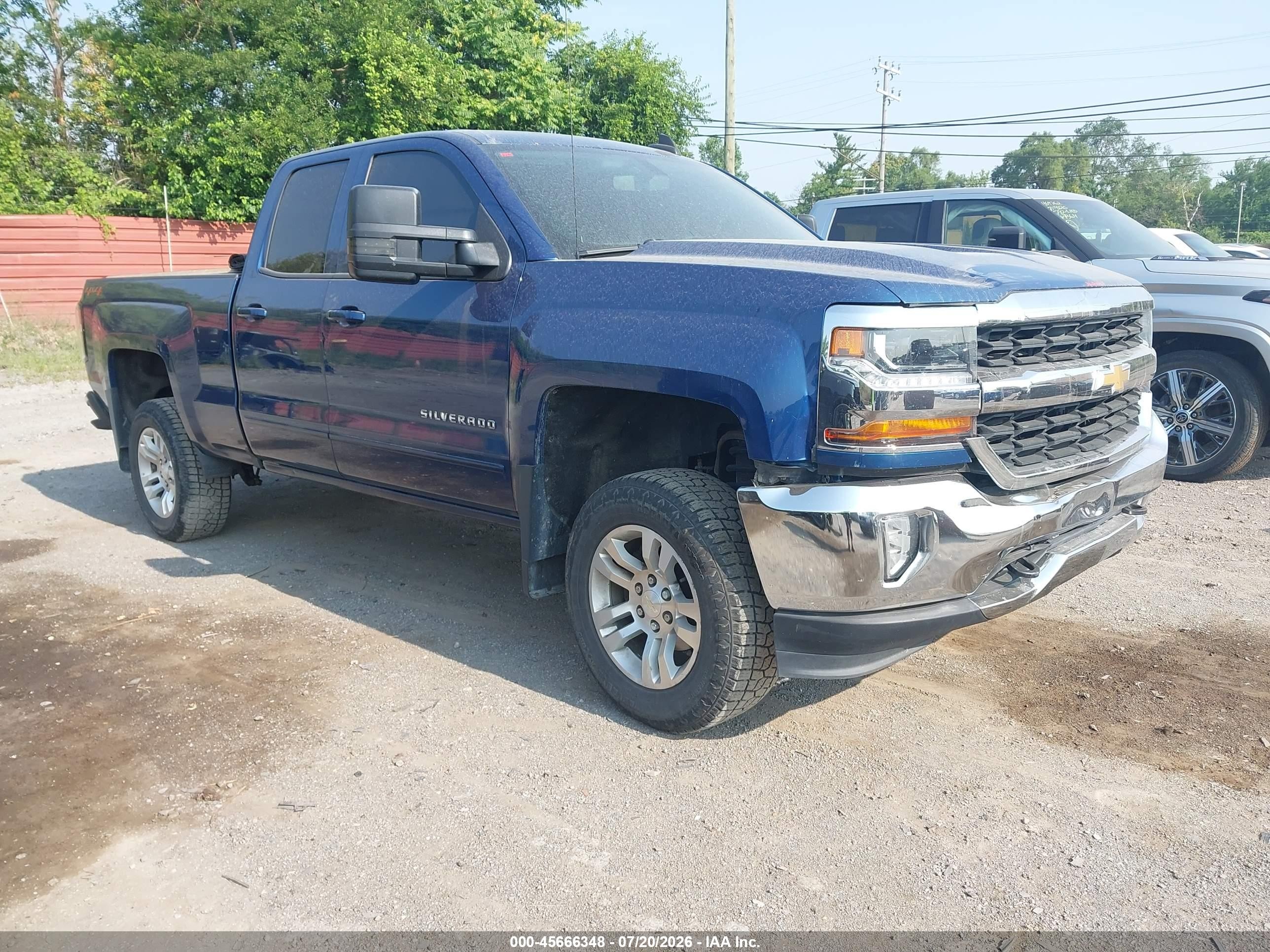 2018 Chevrolet Silverado 1500 LT, VIN 1GCVKREH8JZ209776 — All over
