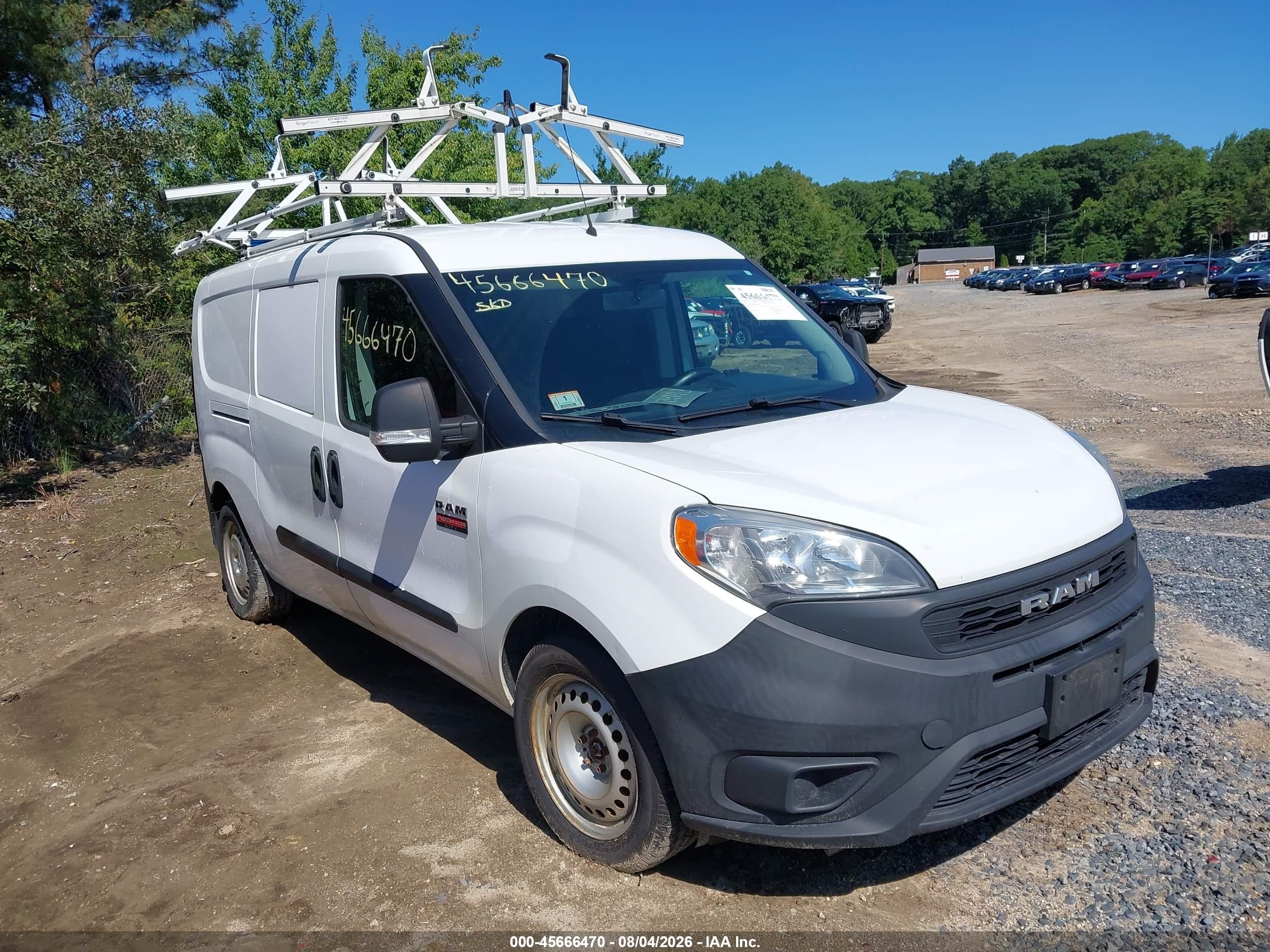 2019 Ram ProMaster City Cargo Tradesman, VIN ZFBHRFAB0K6N86617 — Бок