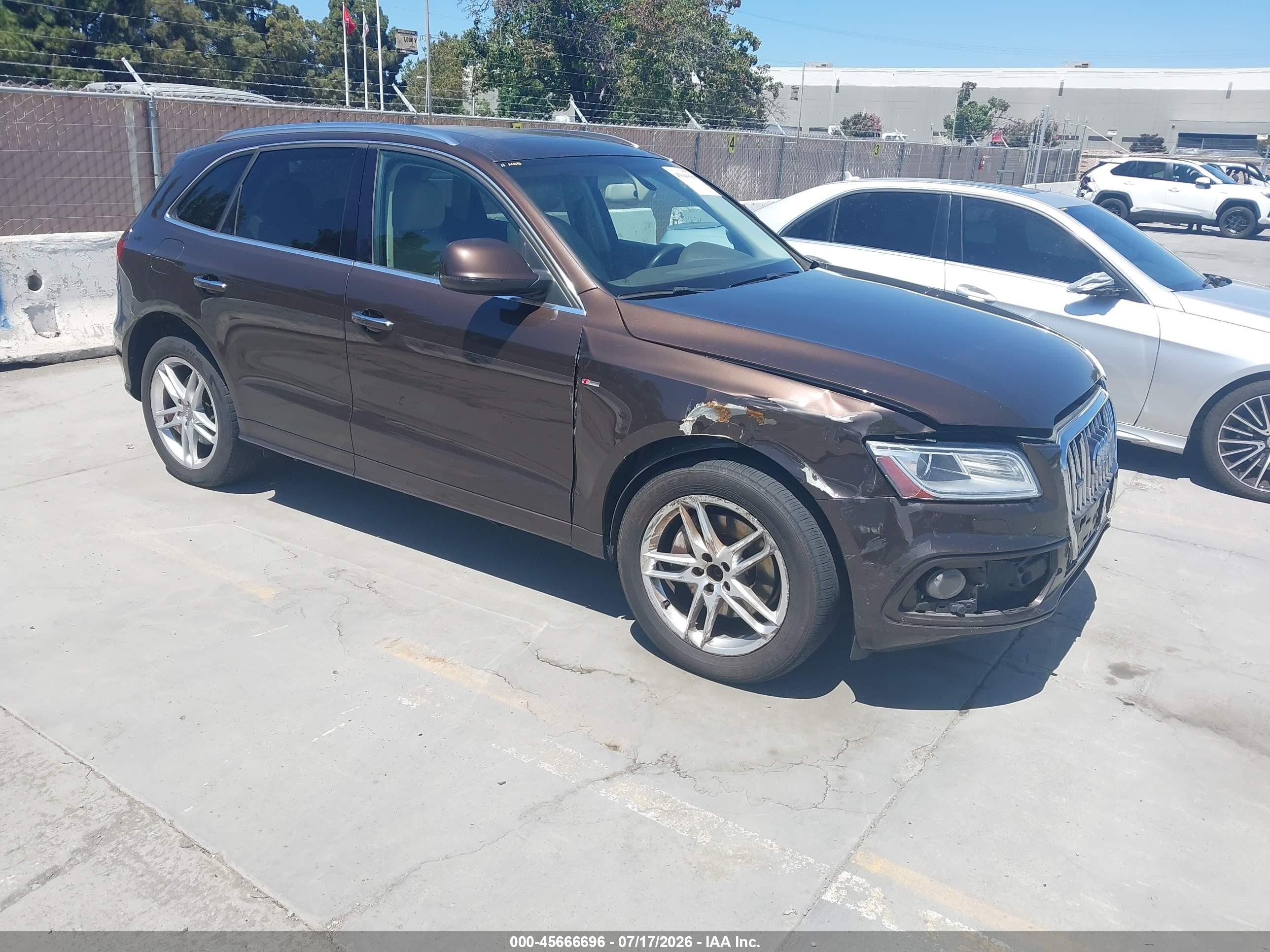 2015 Audi Q5 Premium Plus, VIN WA1DGAFP1FA012338 — Обычный износ