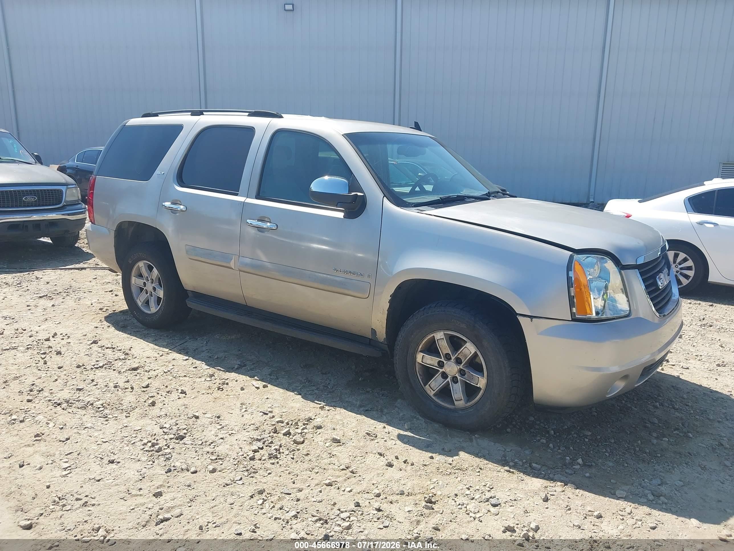 2007 GMC Yukon SLT, VIN 1GKFC13J77R286306 — Normal wear
