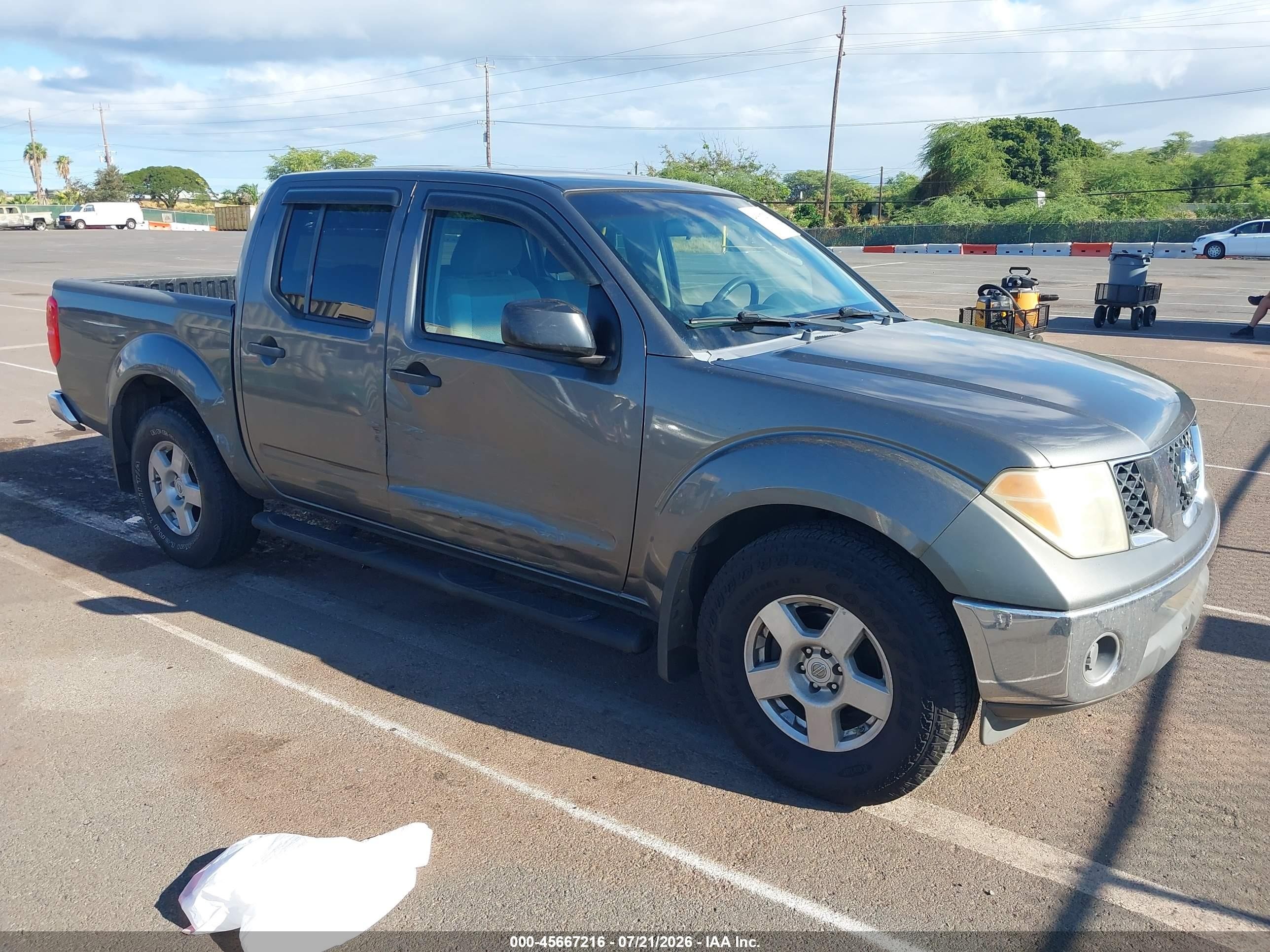 2008 Nissan Frontier SE, VIN 1N6AD07UX8C447119 — Бок