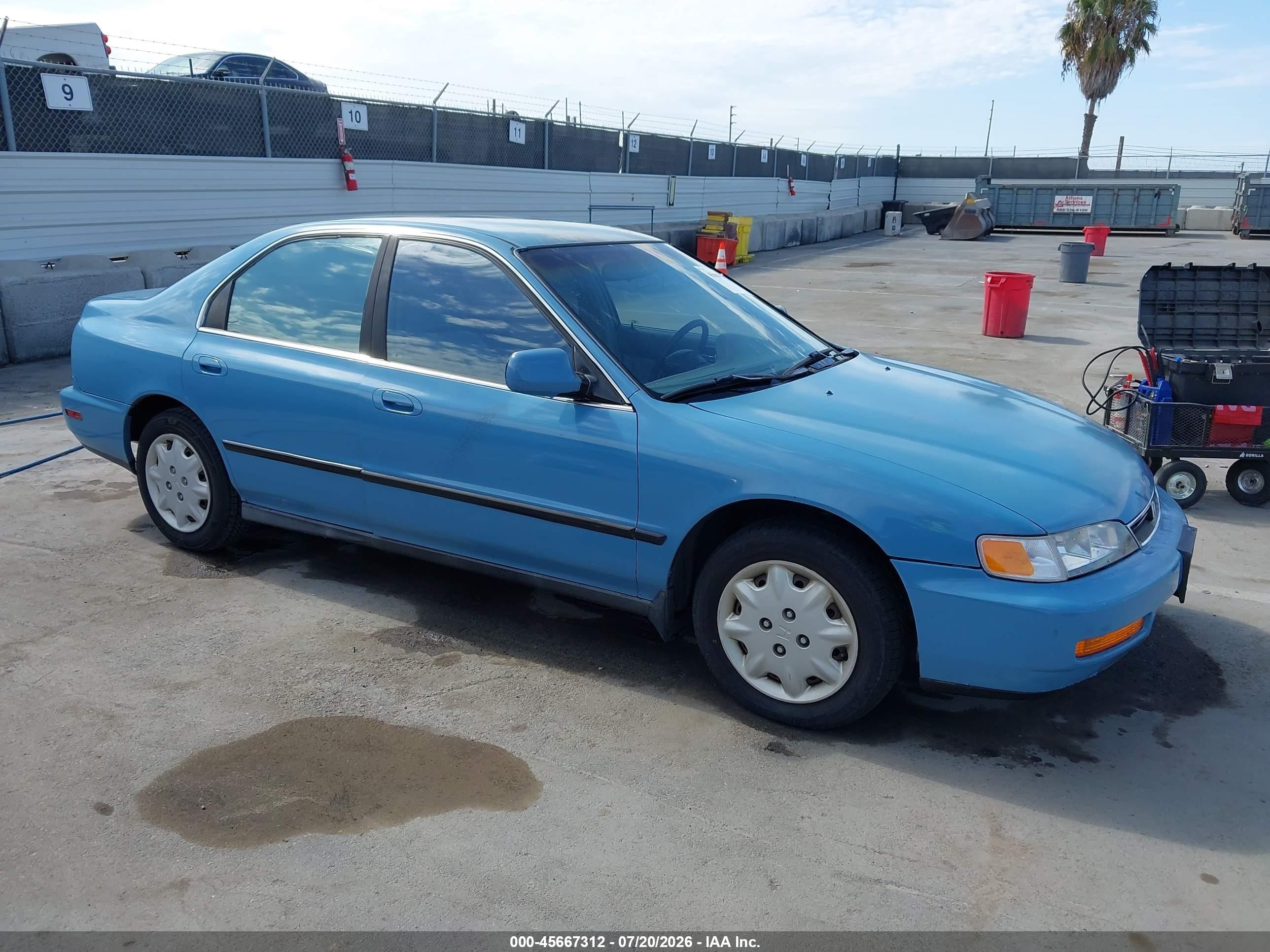 1997 Honda Accord LX, VIN 1HGCD5638VA019026 — Side