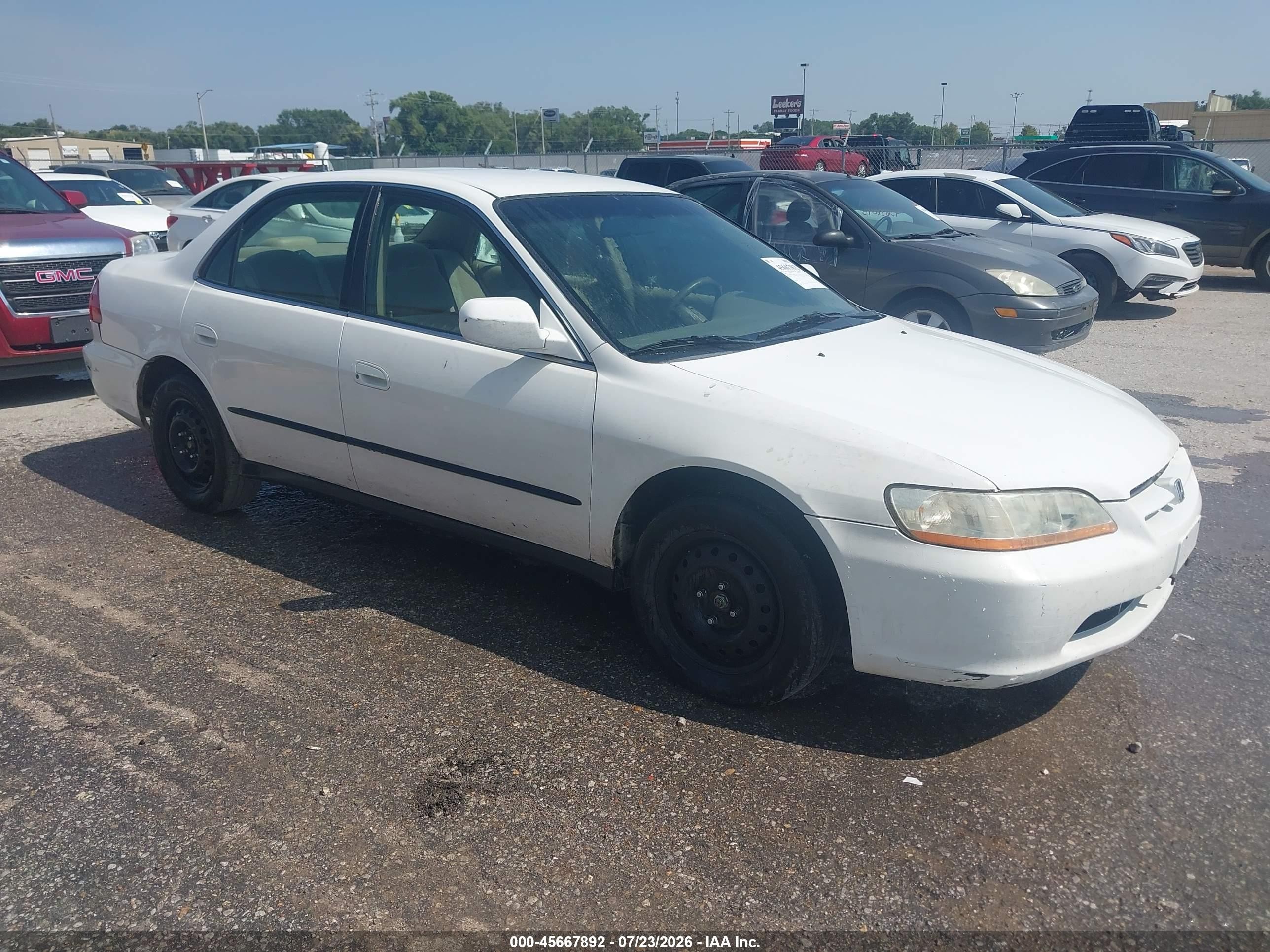 1999 Honda Accord LX, VIN JHMCG5647XC030426 — Обычный износ