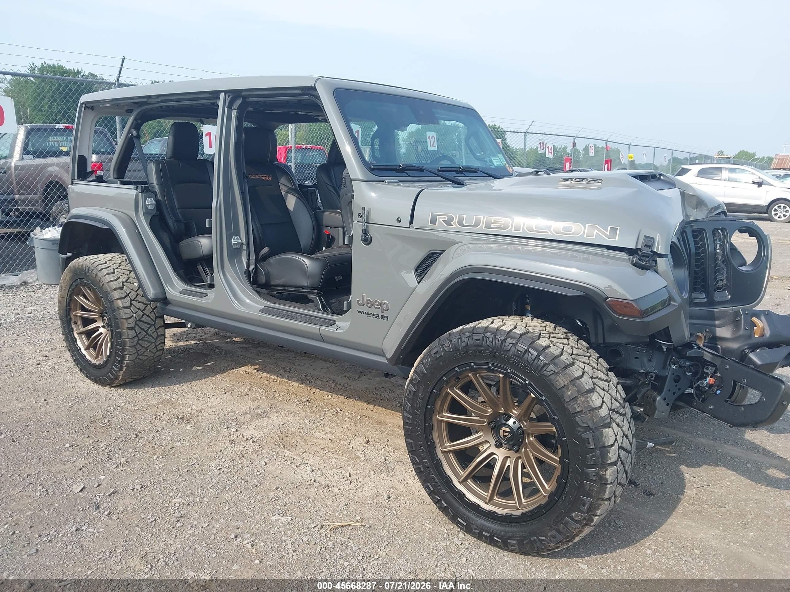 2021 Jeep Wrangler Unlimited Rubicon 392, VIN 1C4JJXSJ4MW761410 — Front end