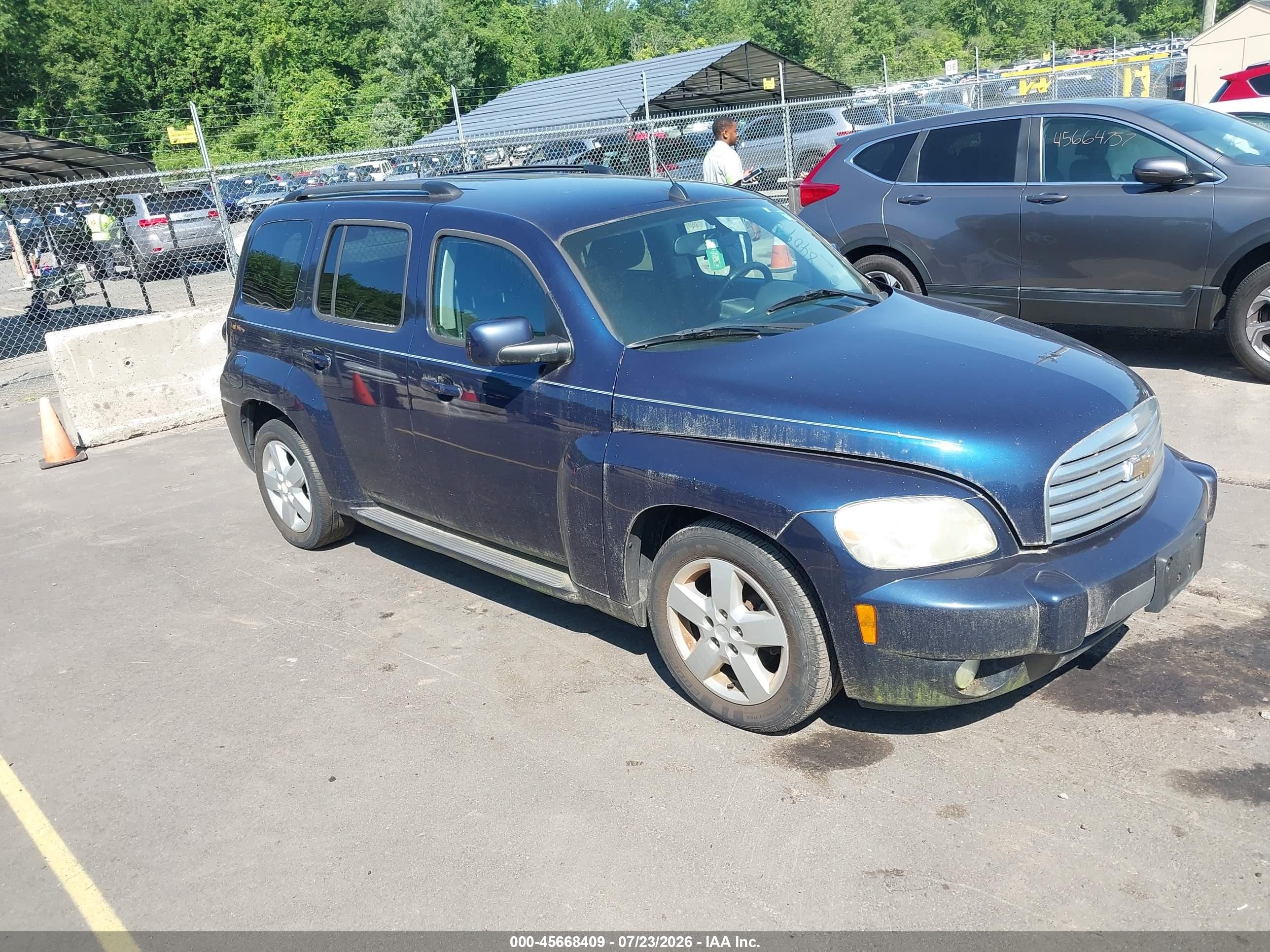 2010 Chevrolet HHR 1LT, VIN 3GNBABDB3AS570492 — Normal wear