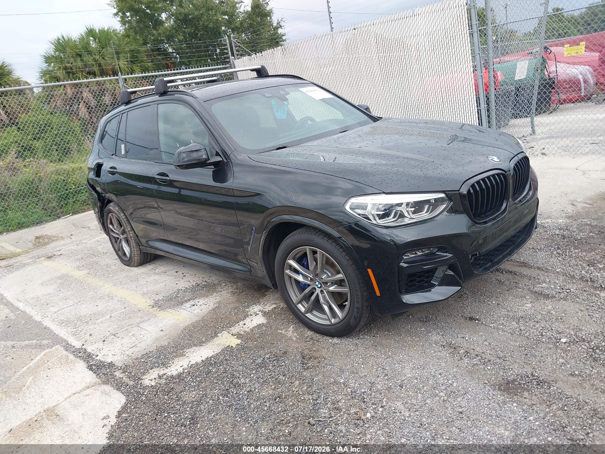 2021 BMW X3 M40i, VIN 5UXTY9C02M9E91079 — Rear end