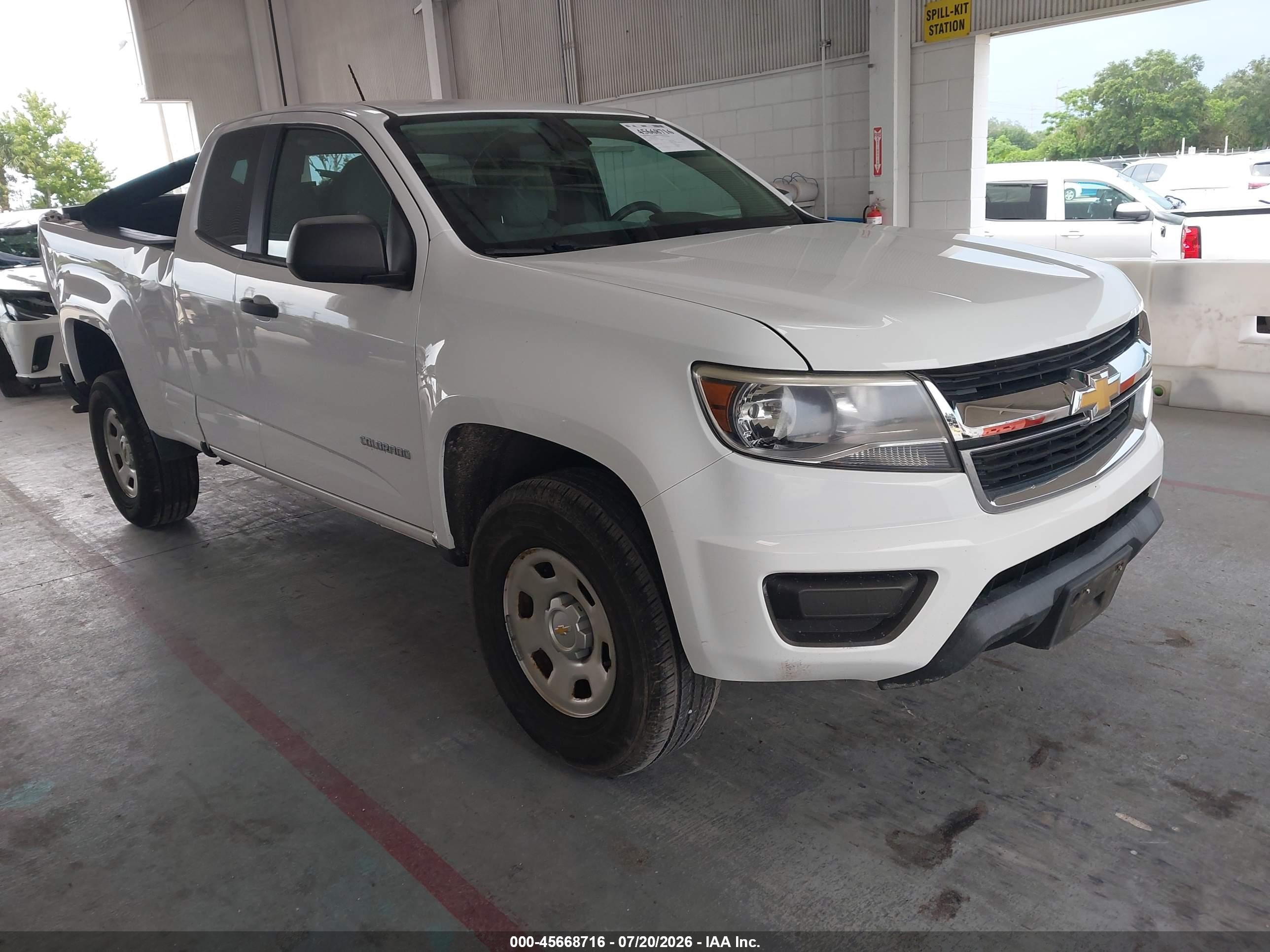 2016 Chevrolet Colorado 2WD WT, VIN 1GCHSBEAXG1341744 — Rear end
