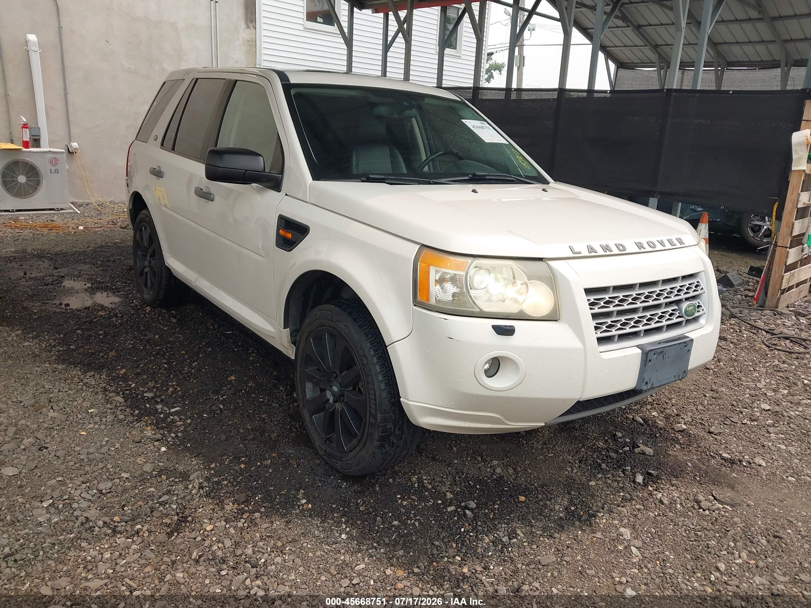 2008 Land Rover LR2 HSE, VIN SALFT24N28H093208 — Rear end