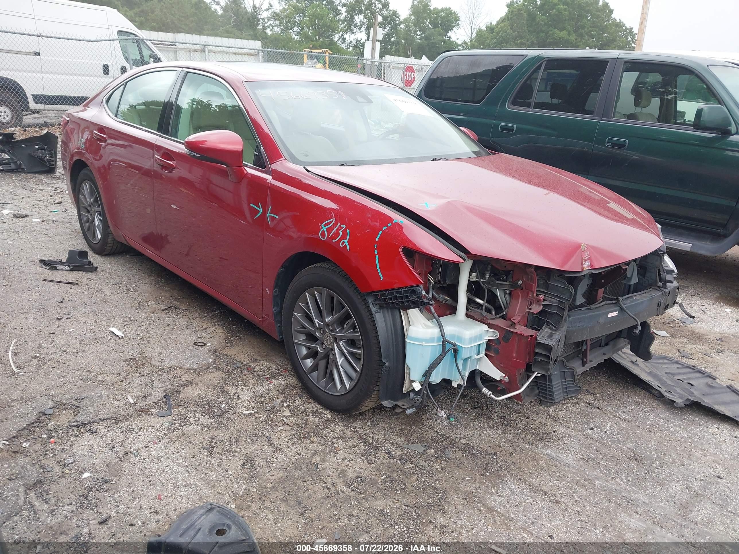 2018 Lexus ES 350, VIN 58ABK1GG7JU116841 — Перед