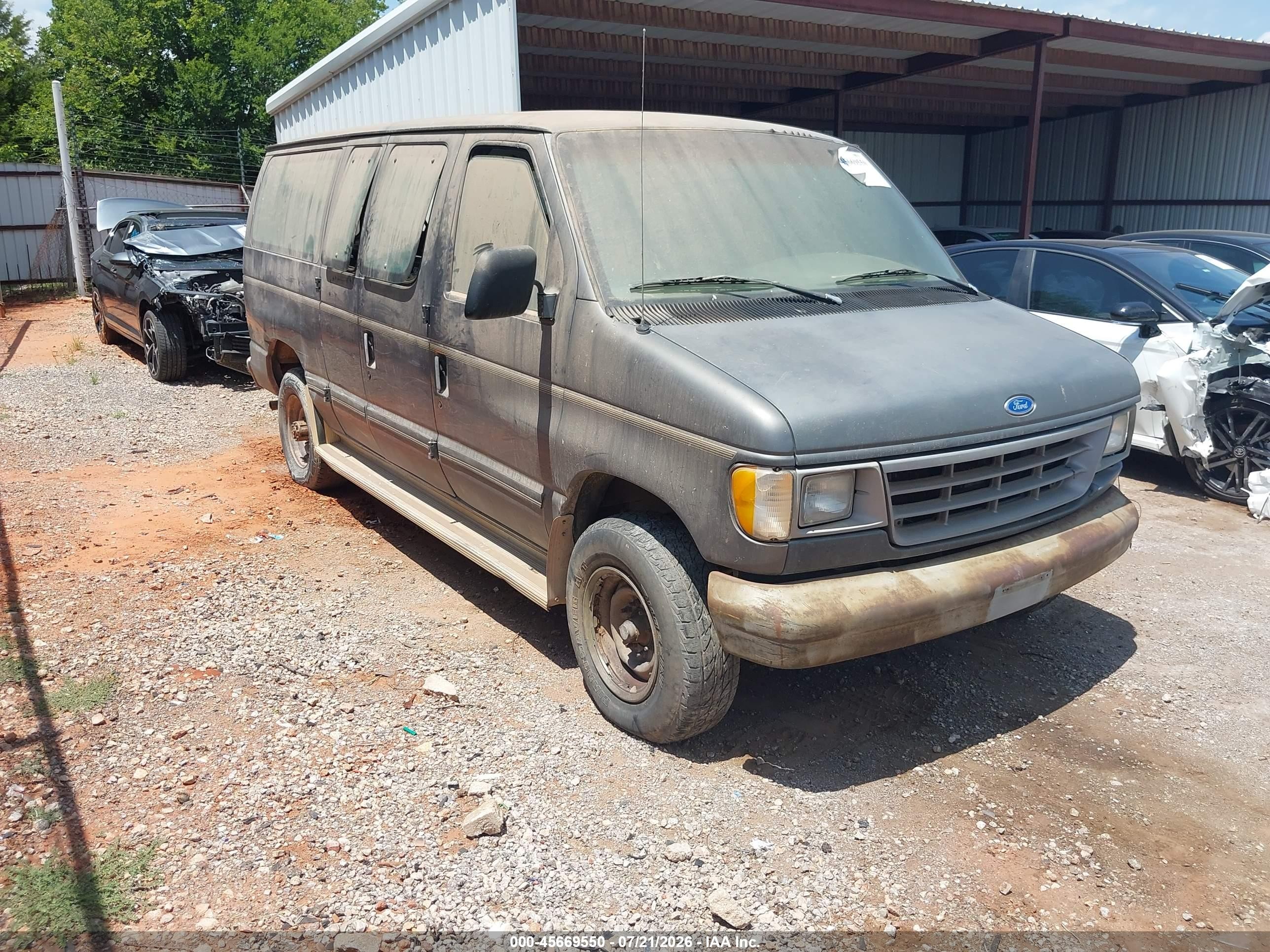 1995 Ford Econoline Cargo, VIN 1FBHE31Y6SHB27161 — Normal wear