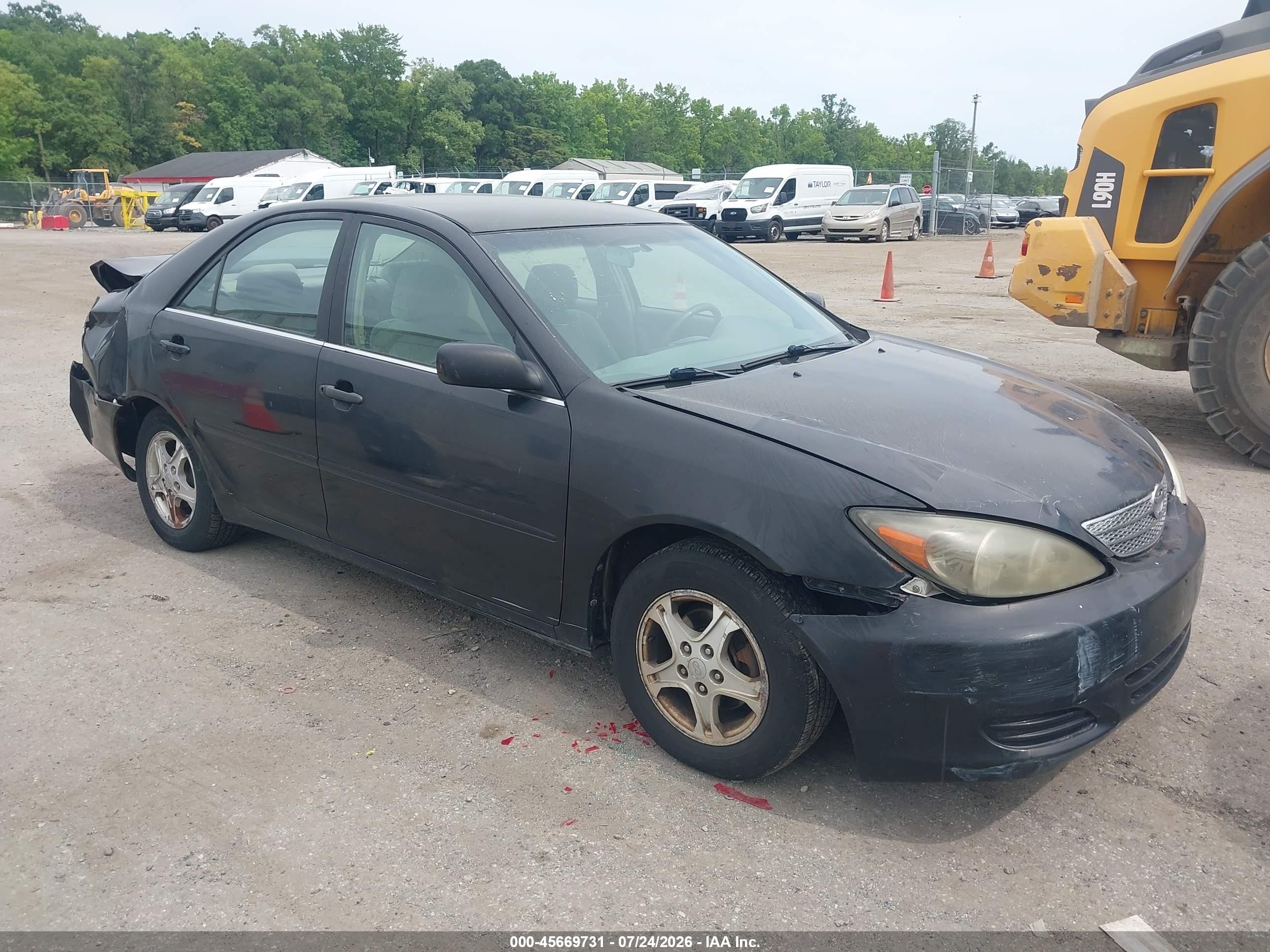 2003 Toyota Camry LE, VIN 4T1BE32KX3U139278 — All over