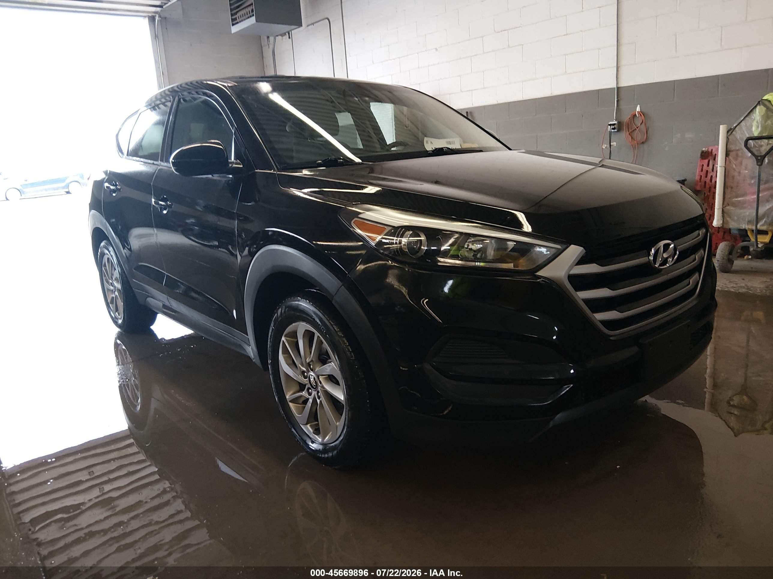 2018 Hyundai Tucson SE, VIN KM8J2CA48JU655675 — Normal wear