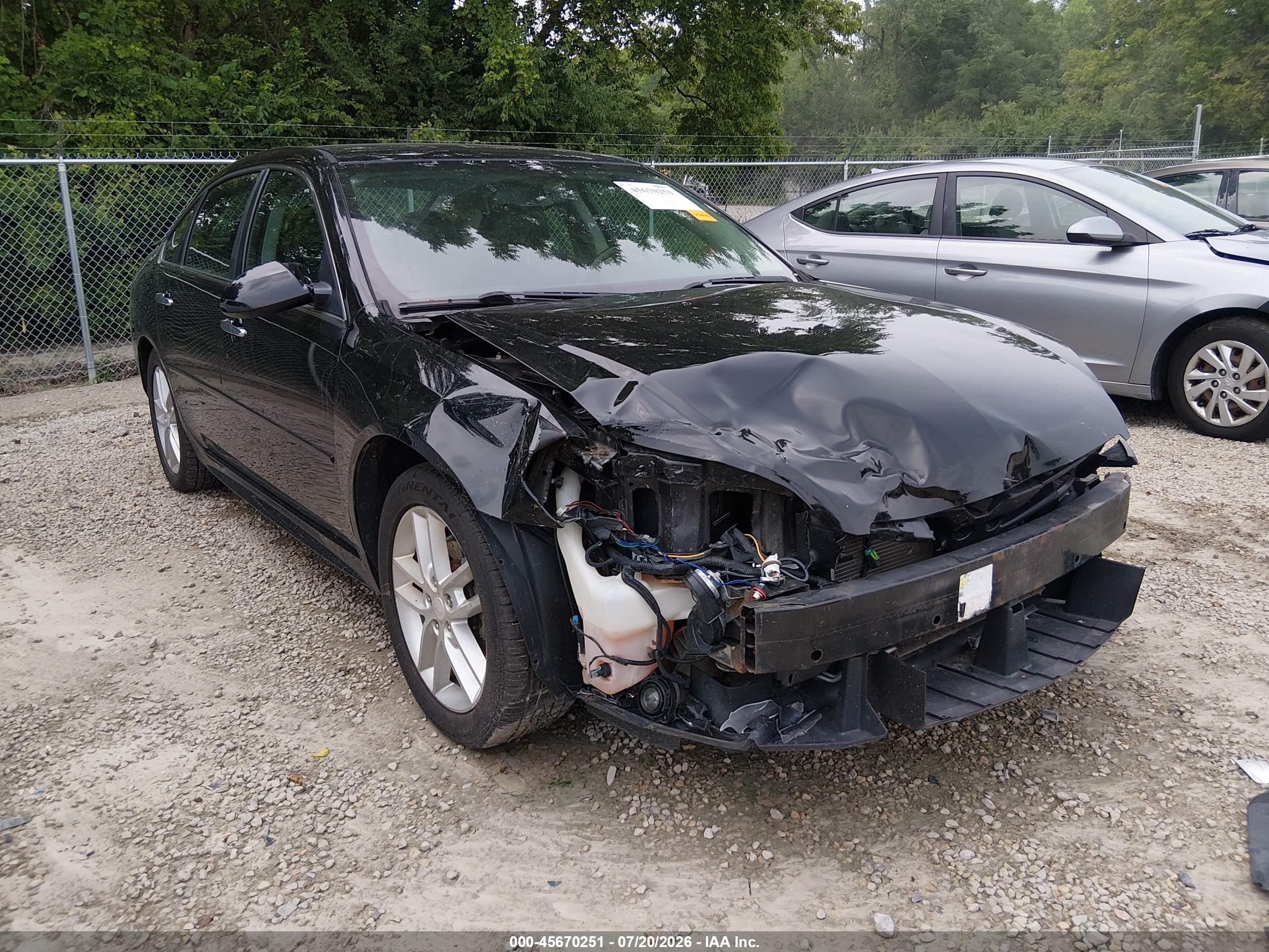 2012 Chevrolet Impala LTZ, VIN 2G1WC5E34C1250019 — Front end