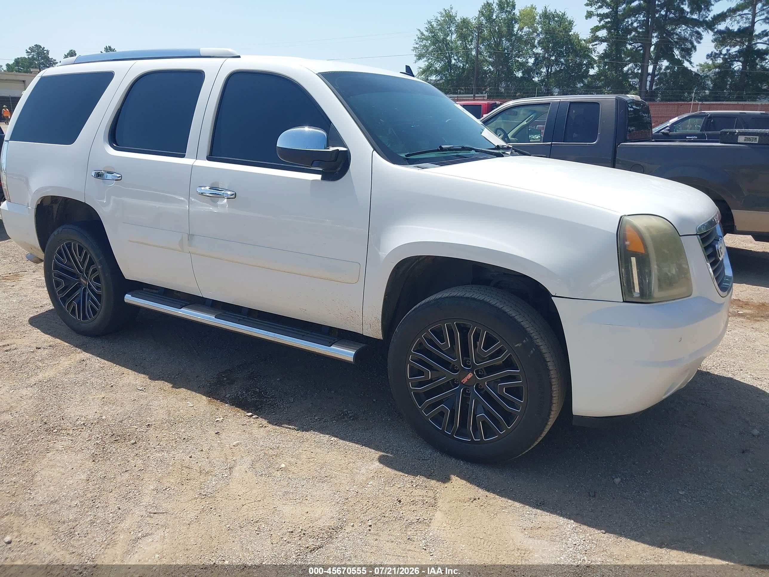 2007 GMC Yukon SLT, VIN 1GKFC13J97R249709 — Normal wear