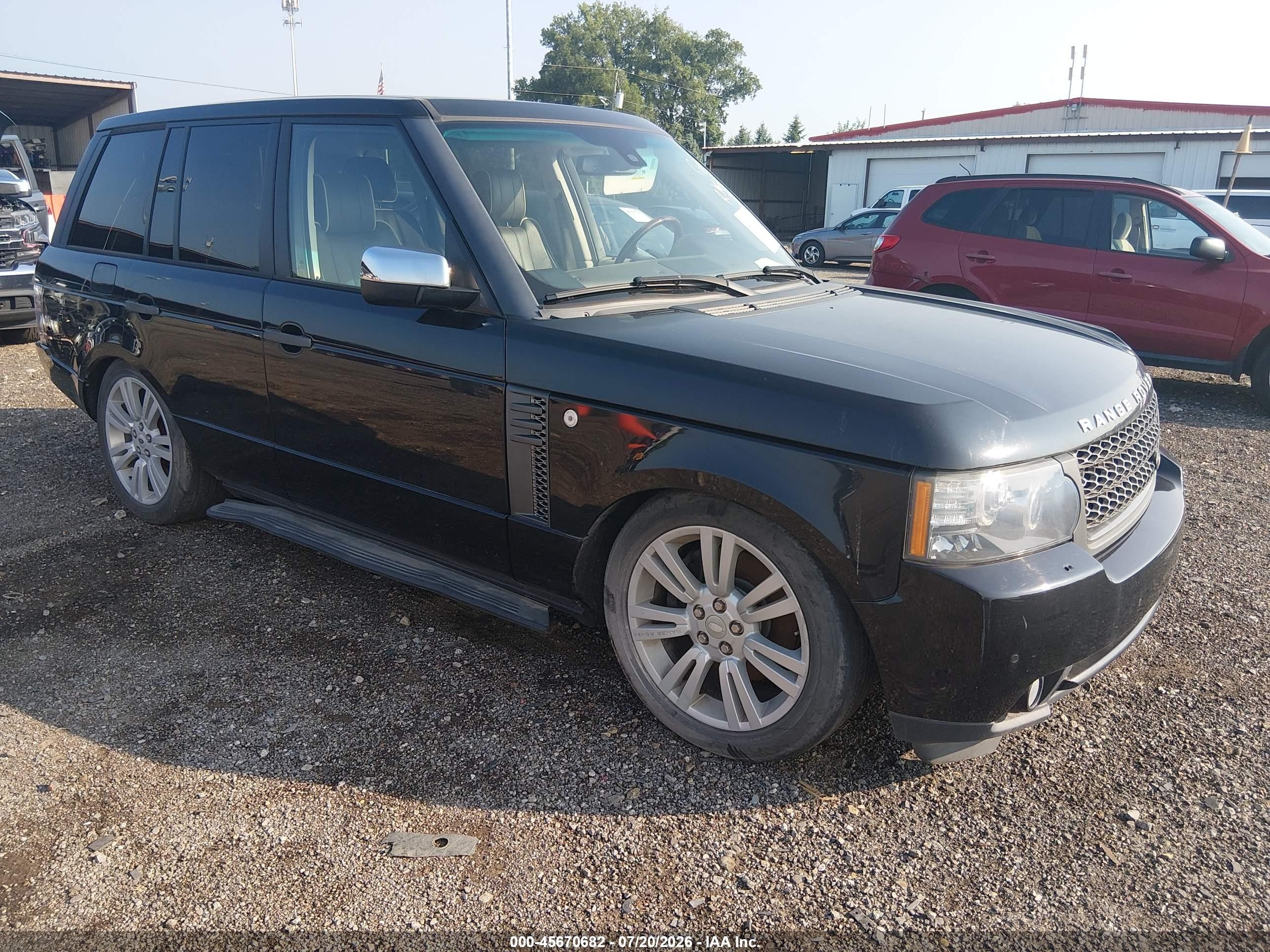 2011 Land Rover Range Rover HSE Lux, VIN SALMF1D41BA348320 — Front end