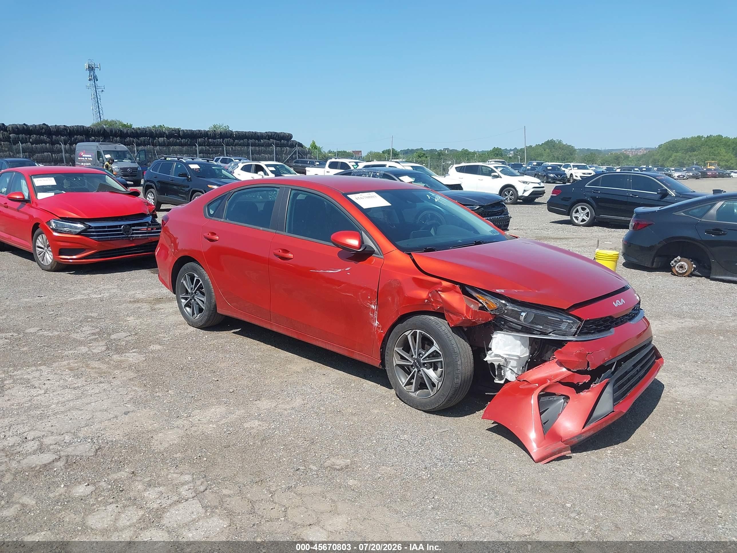 2023 Kia Forte LXS, VIN 3KPF24AD9PE531082 — Front end