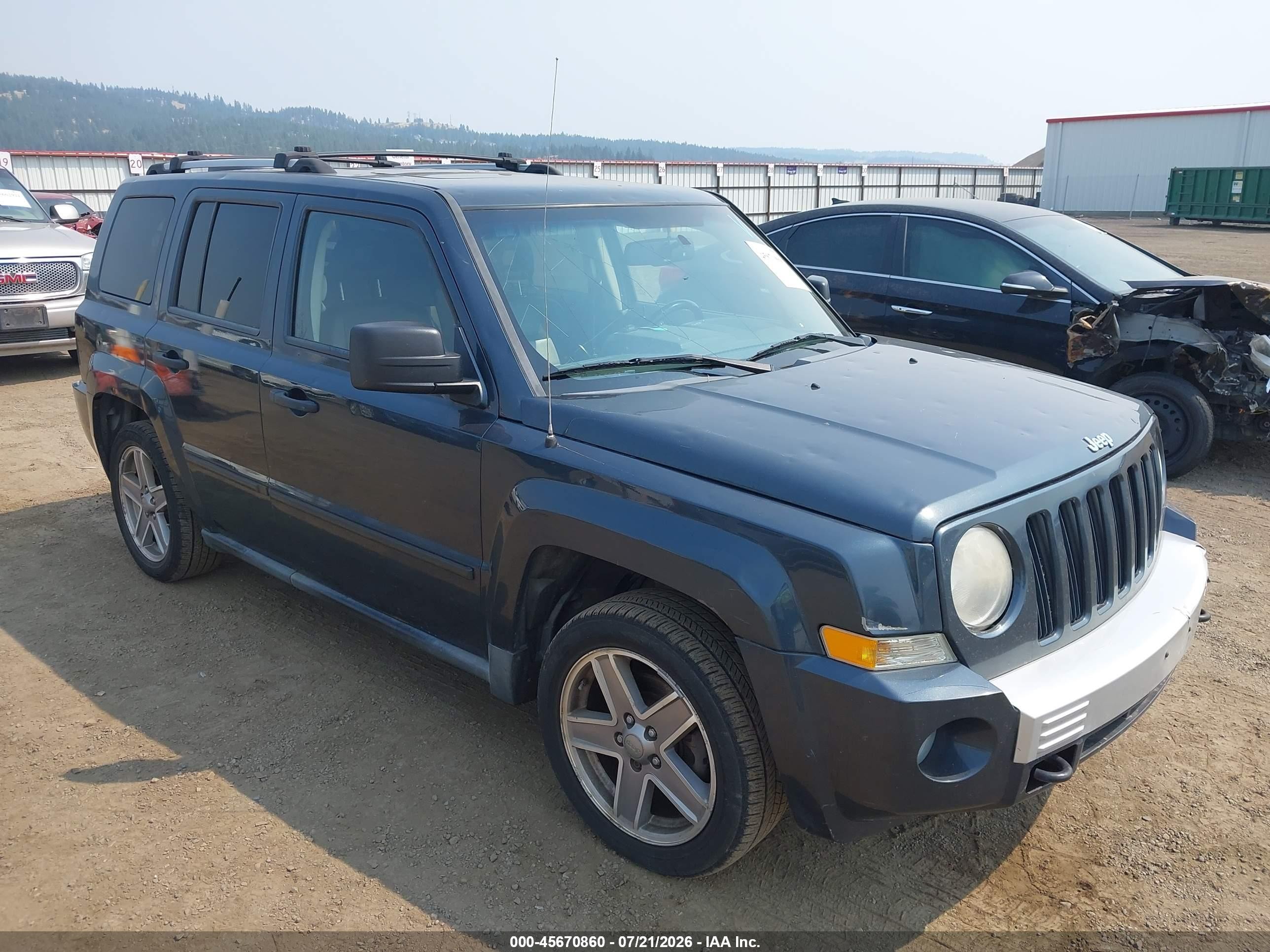 2007 Jeep Patriot Limited, VIN 1J8FF48W07D352256 — Normal wear