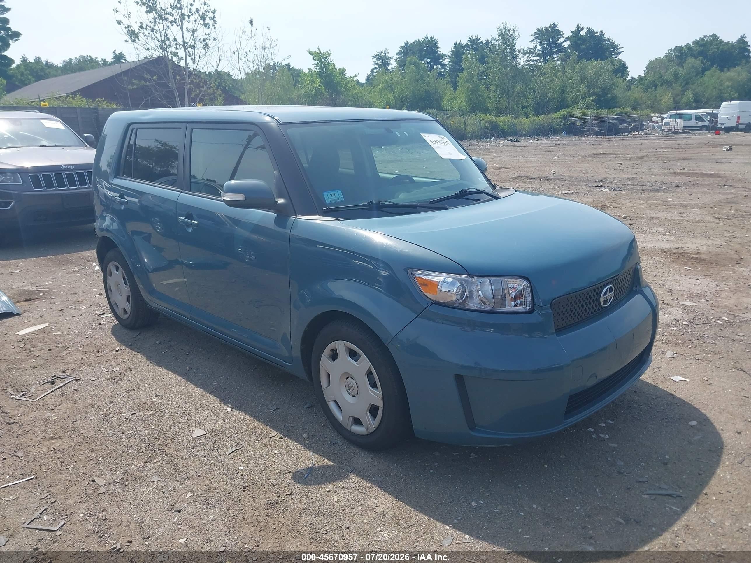 2008 Scion xB, VIN JTLKE50EX81000150 — Rear end