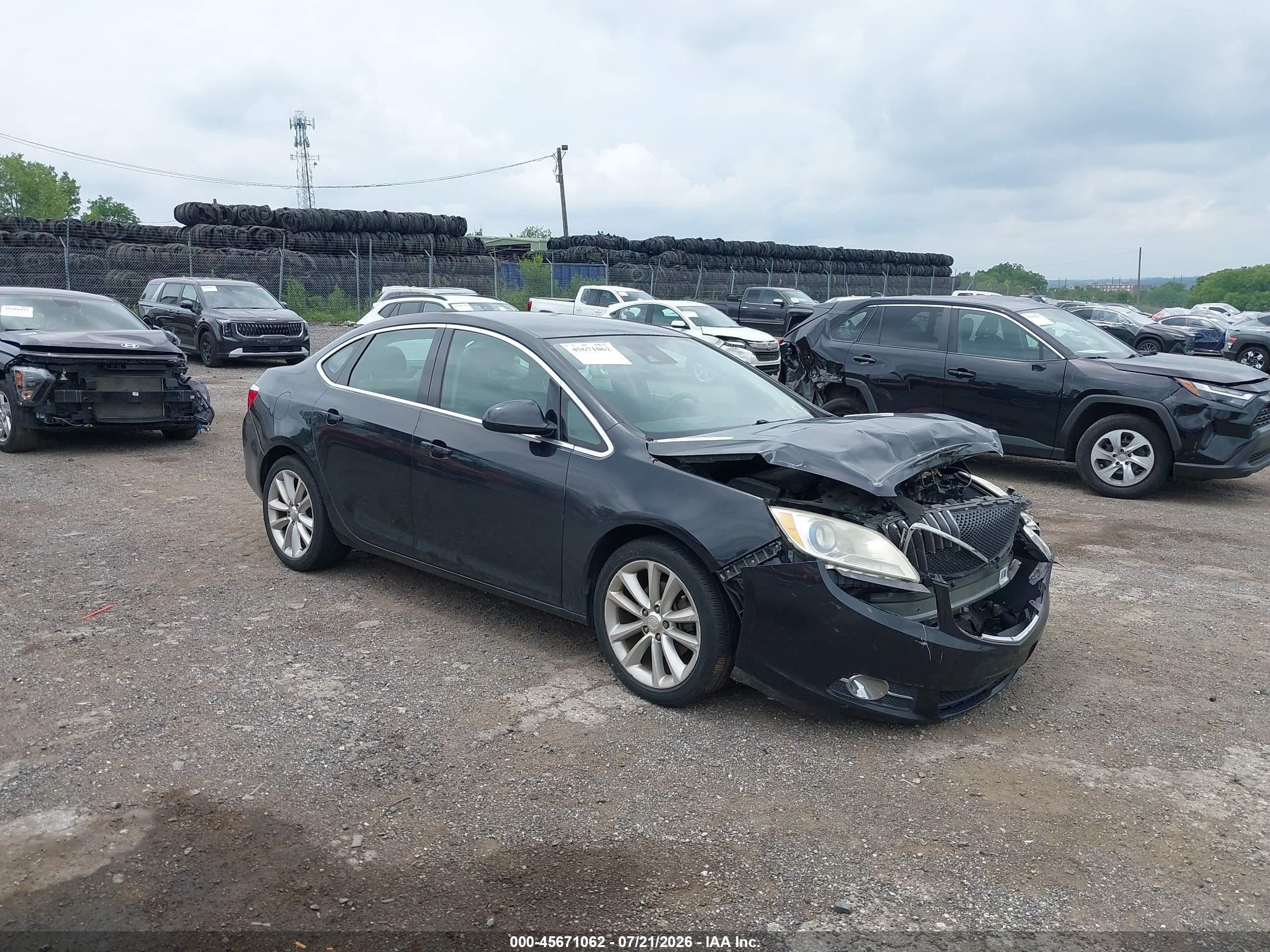 2015 Buick Verano Convenience Group, VIN 1G4PR5SK3F4115740 — Перед