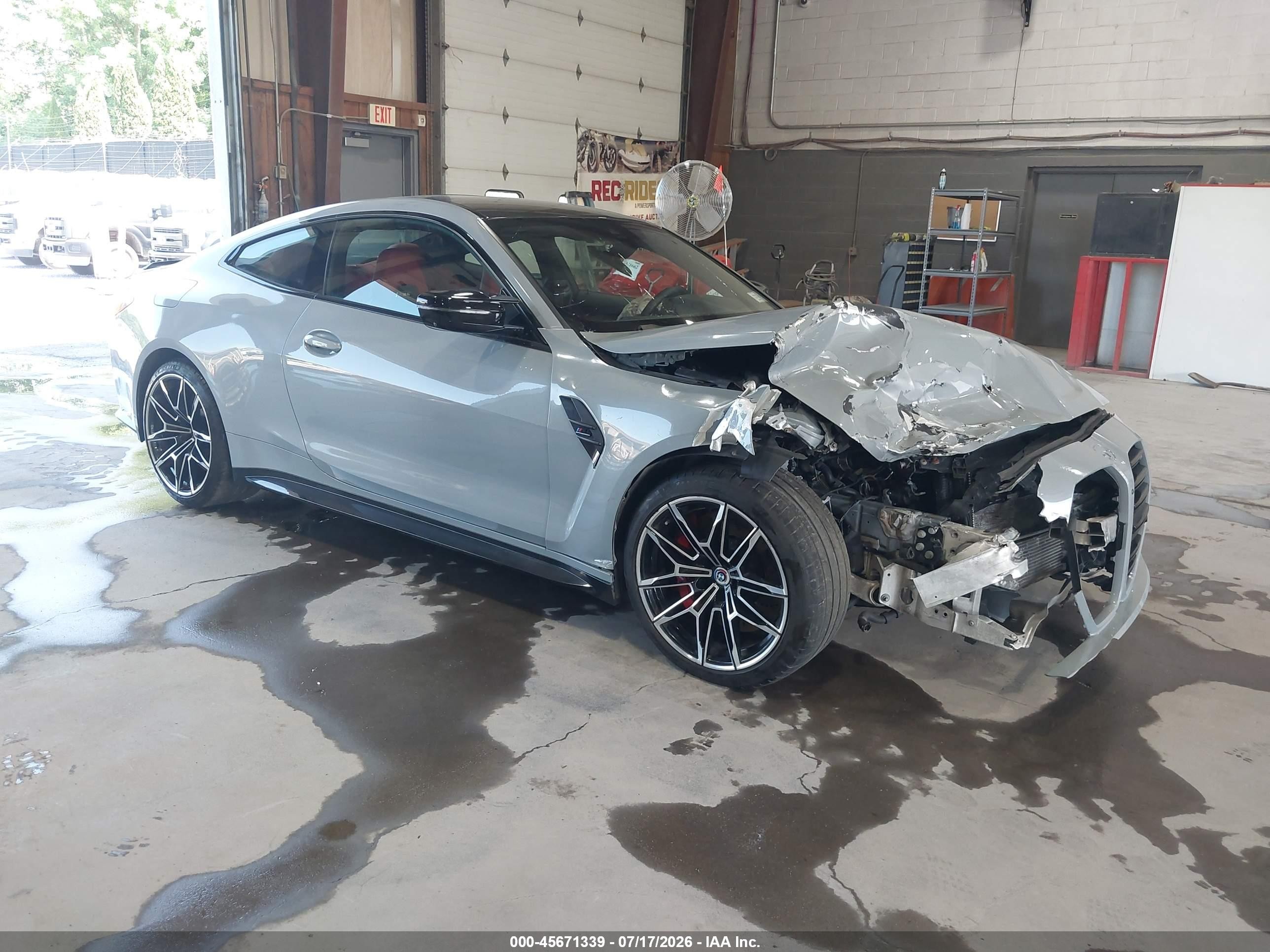 2023 BMW M4 Competition xDrive, VIN WBS43AZ06PCL83400 — Front end