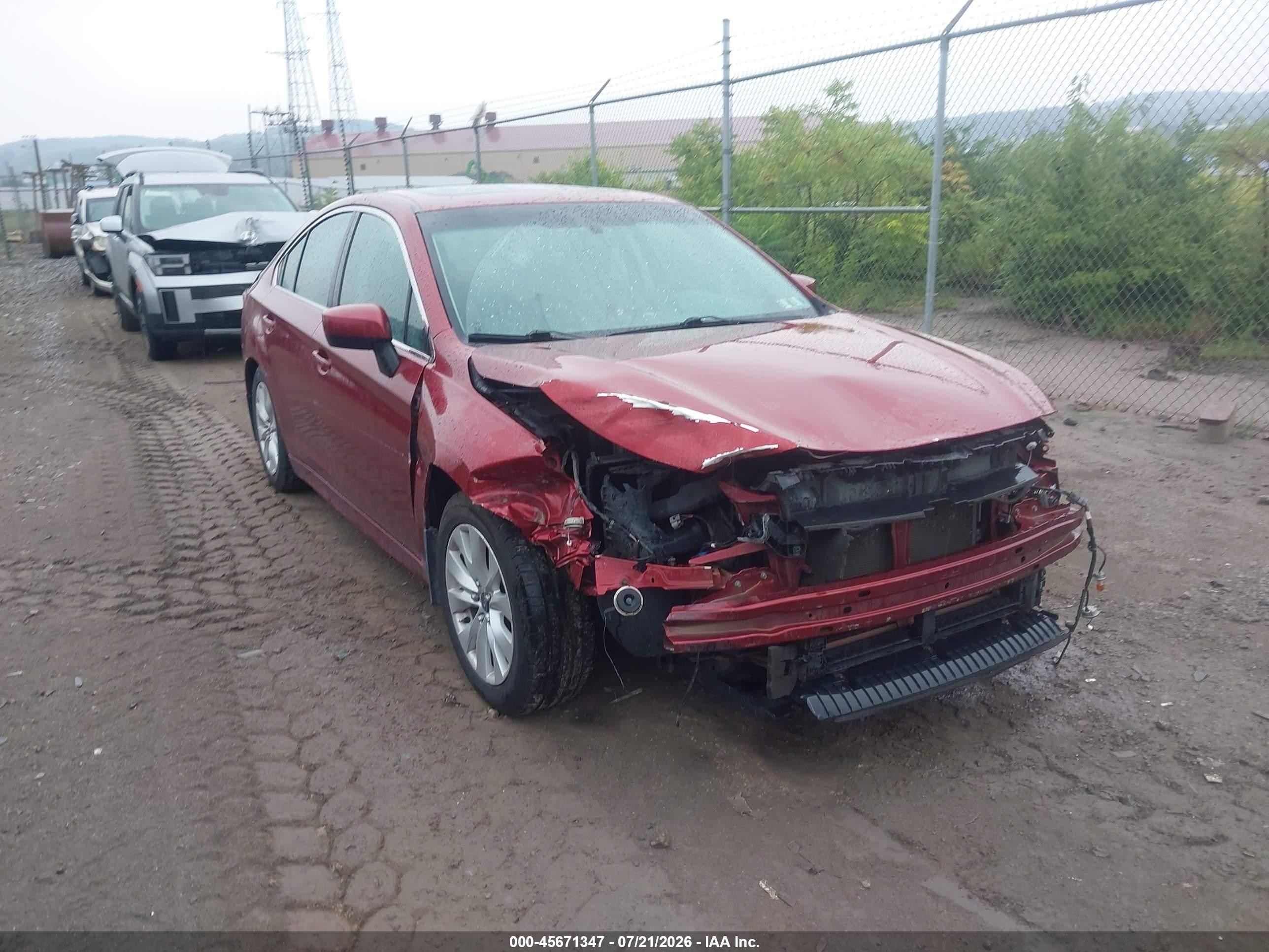 2015 Subaru Legacy Premium, VIN 4S3BNBE64F3018477 — Front end