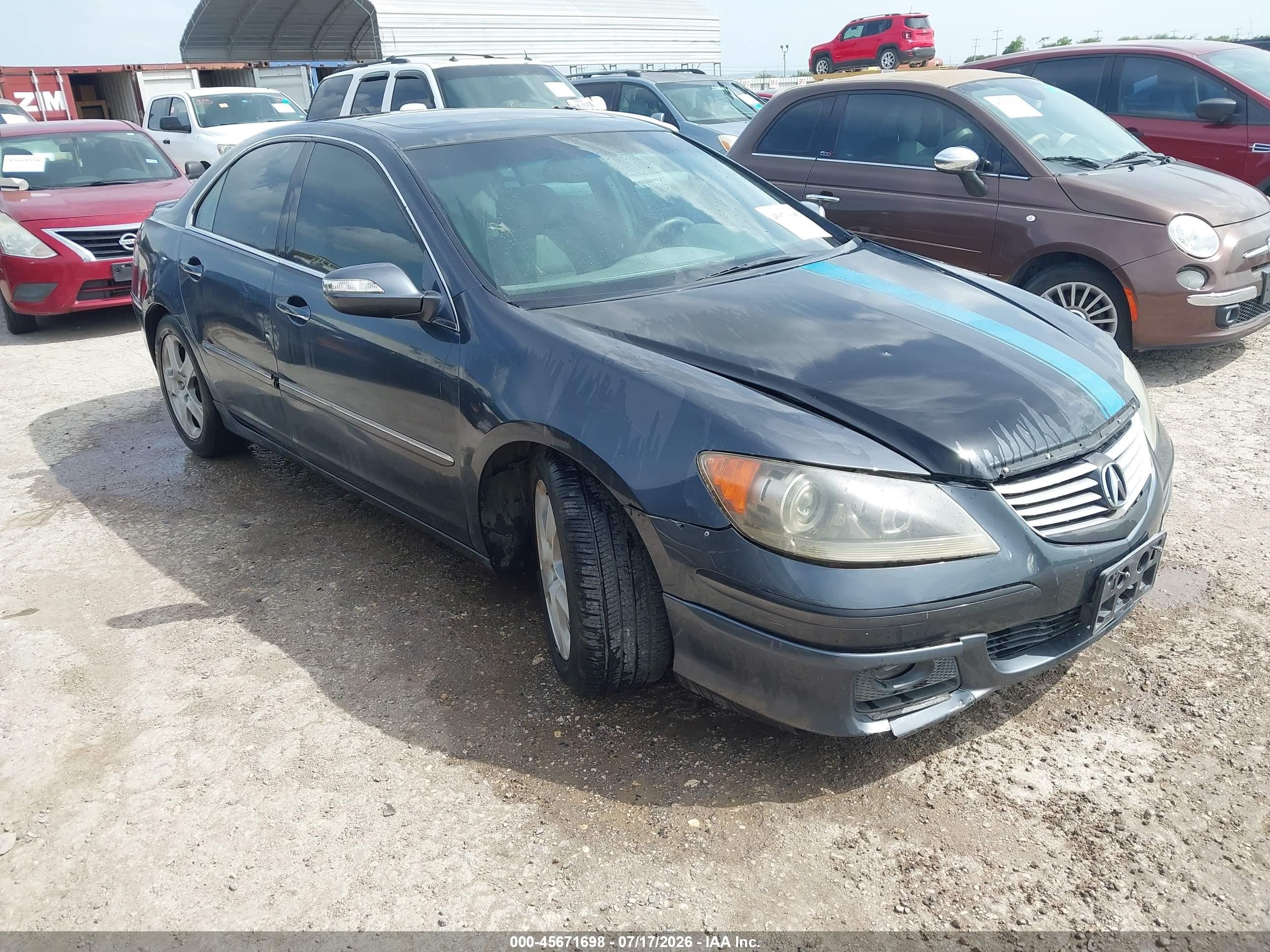2006 Acura RL, VIN JH4KB16586C001754 — Normal wear