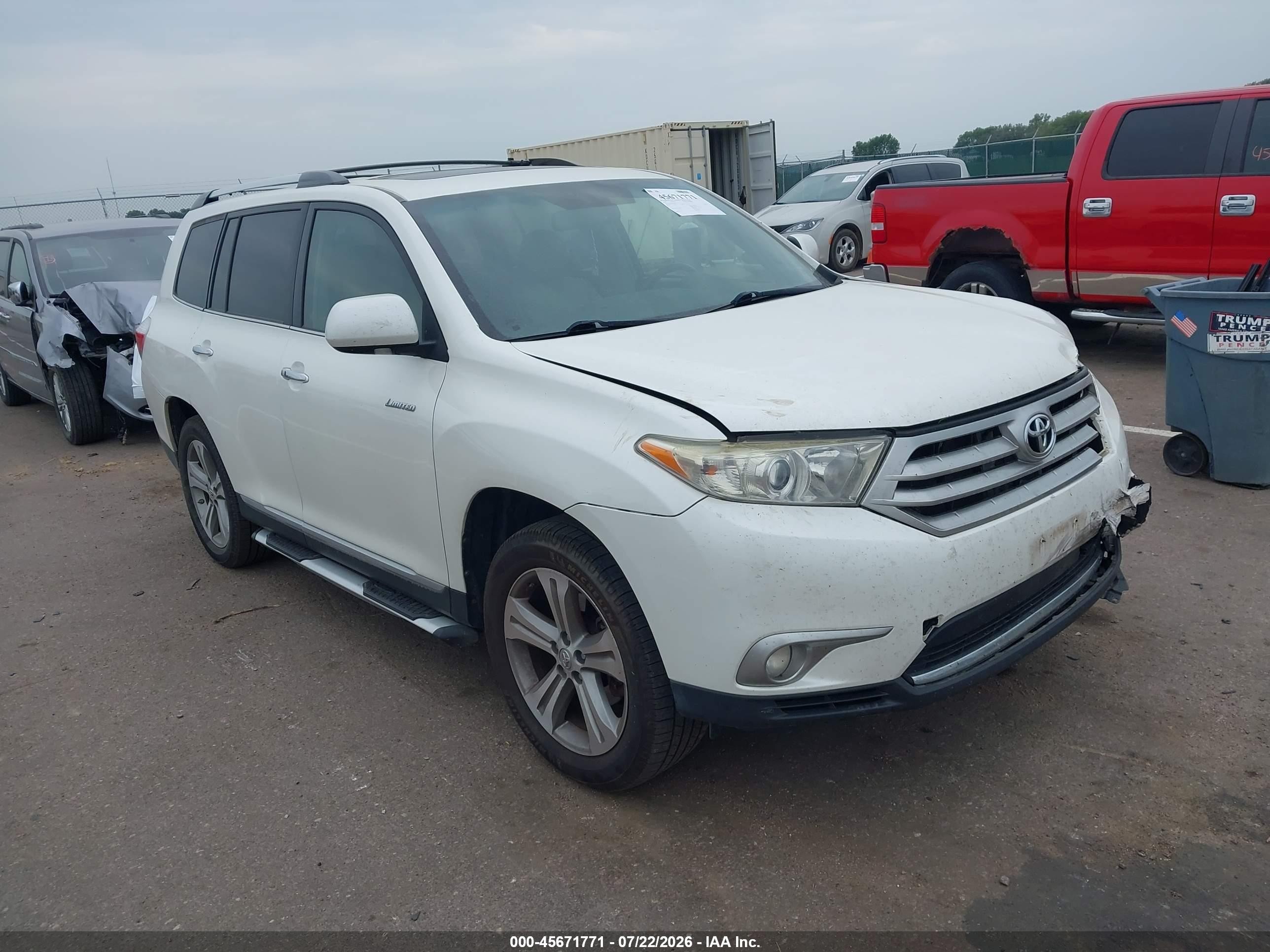 2011 Toyota Highlander Limited, VIN 5TDDK3EH6BS051692 — Перед
