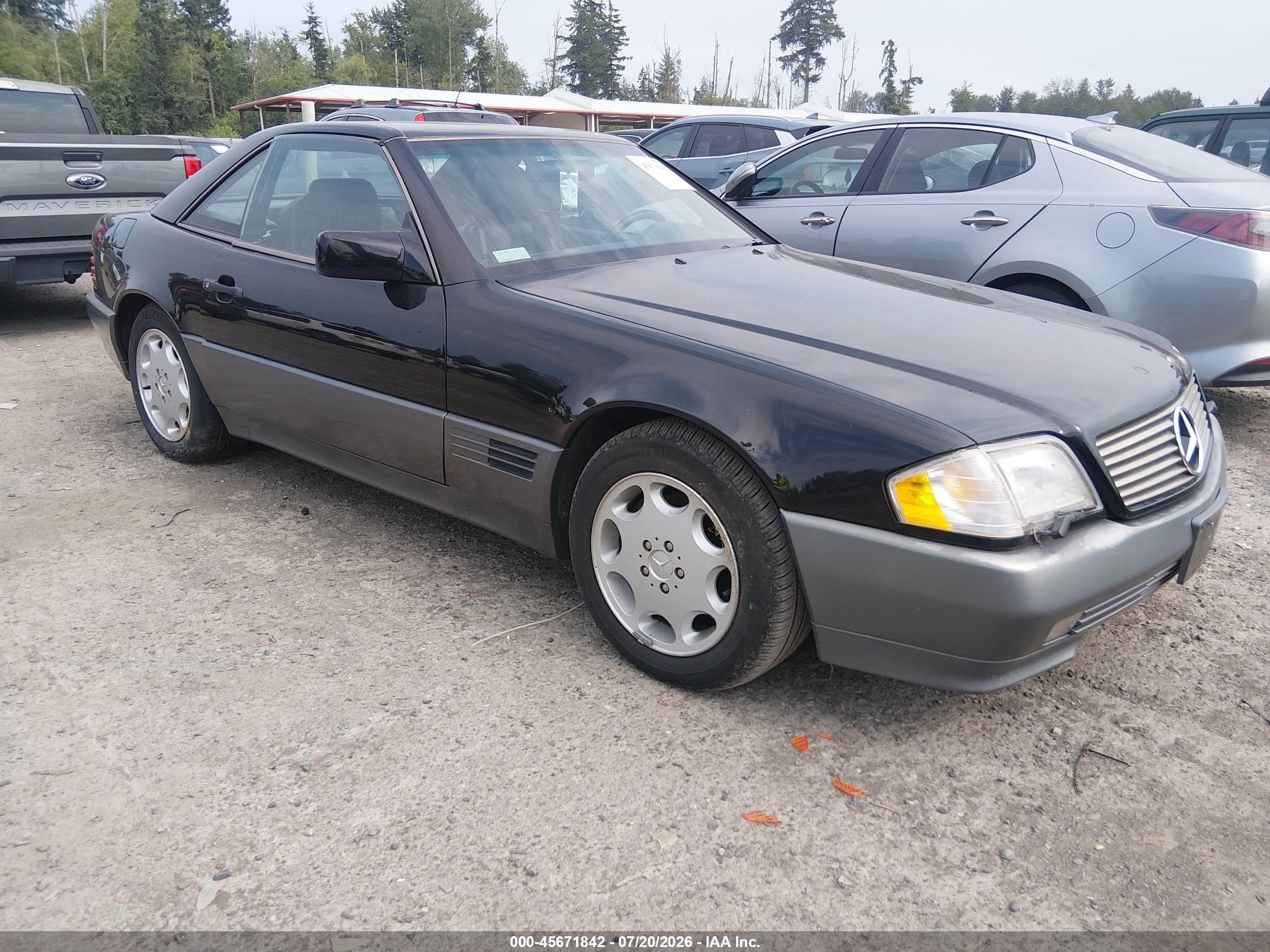 1995 Mercedes-Benz SL 320, VIN WDBFA63E6SF117825 — Normal wear